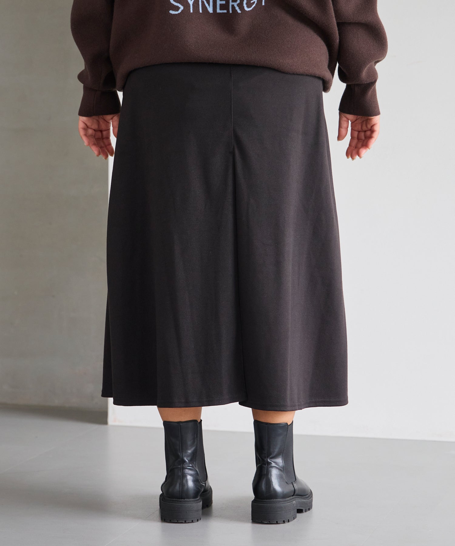 バック ブラック model:161cm 着用サイズ:3L