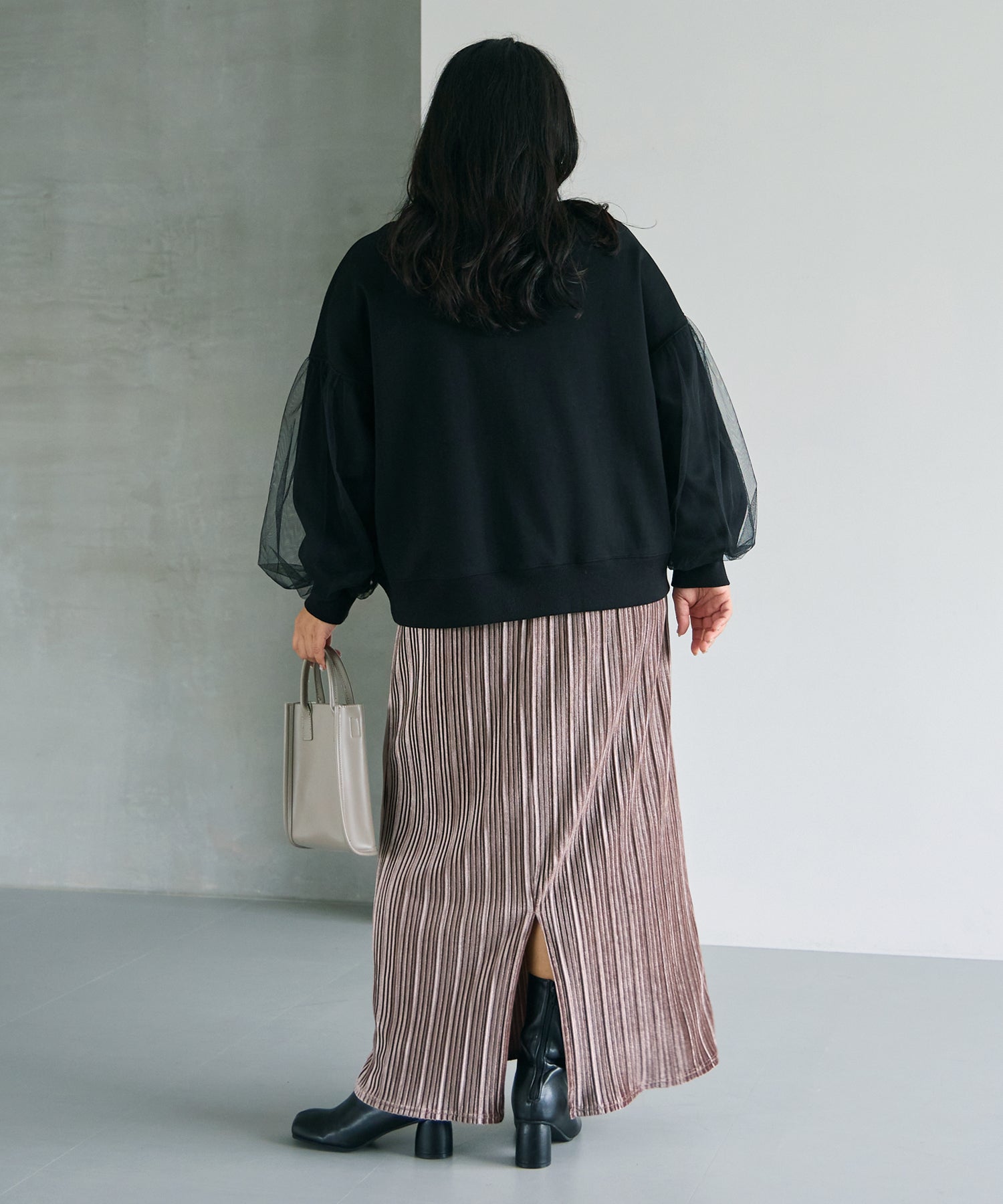モカ model:161cm 着用サイズ:3L