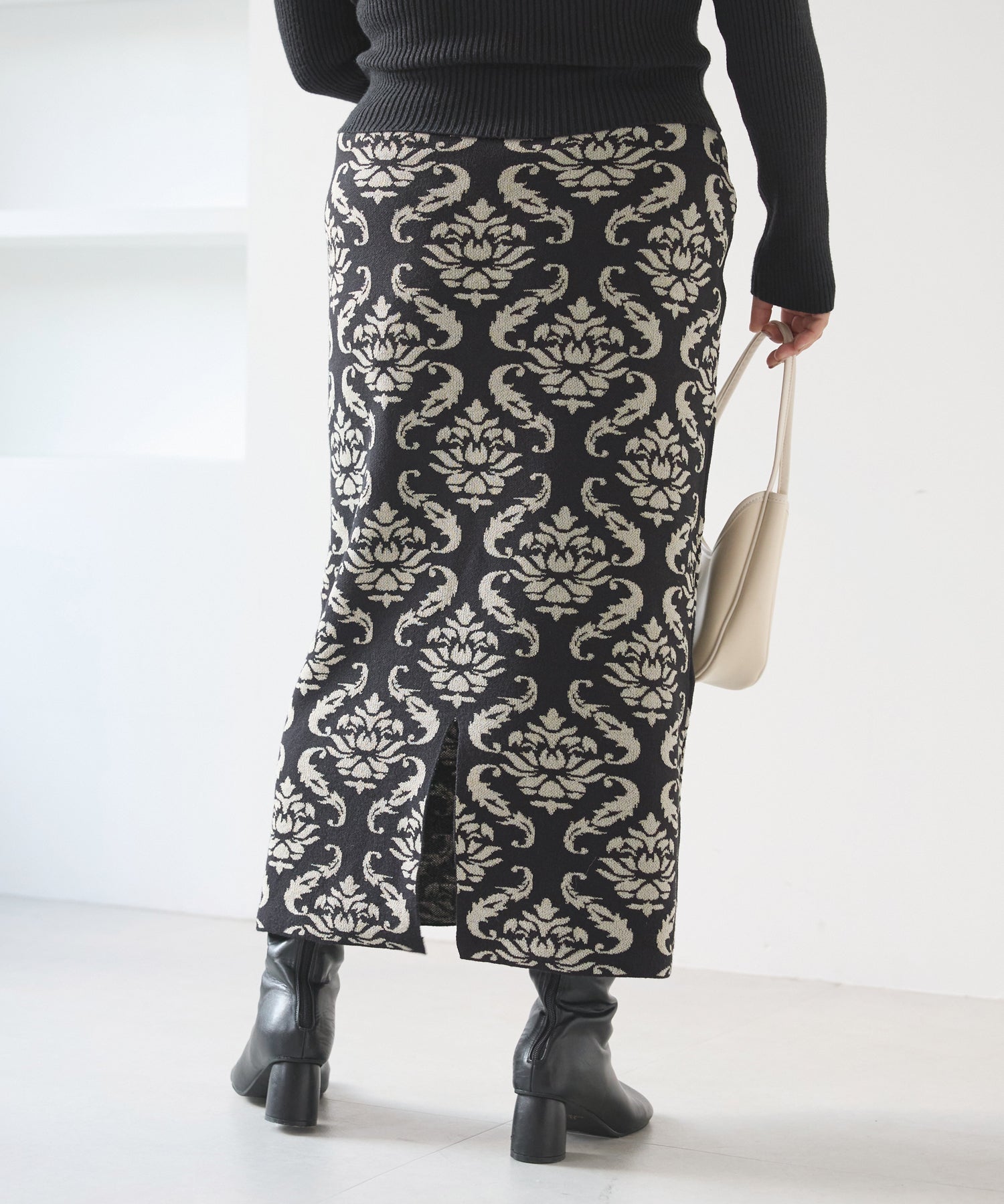 ブラック model:161cm 着用サイズ:3L