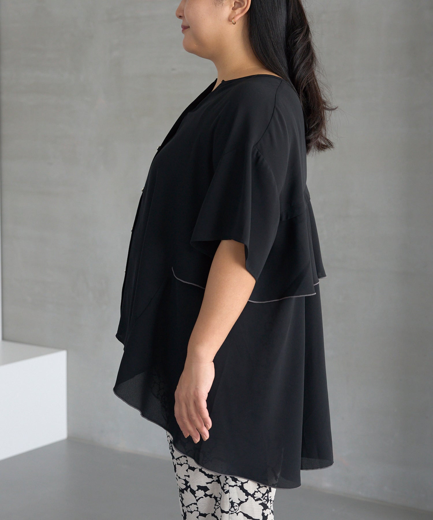 サイド ブラック model:161cm 着用サイズ:3L