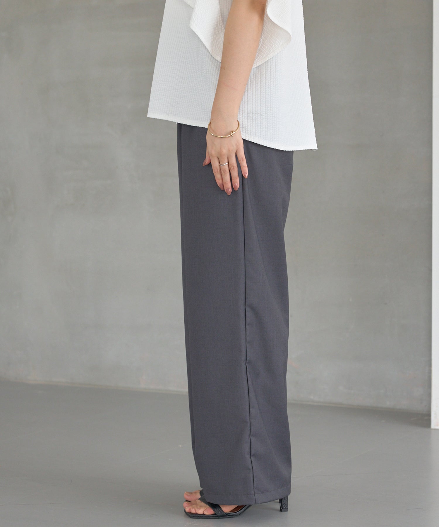 サイド グレー model:156cm 着用サイズ:M