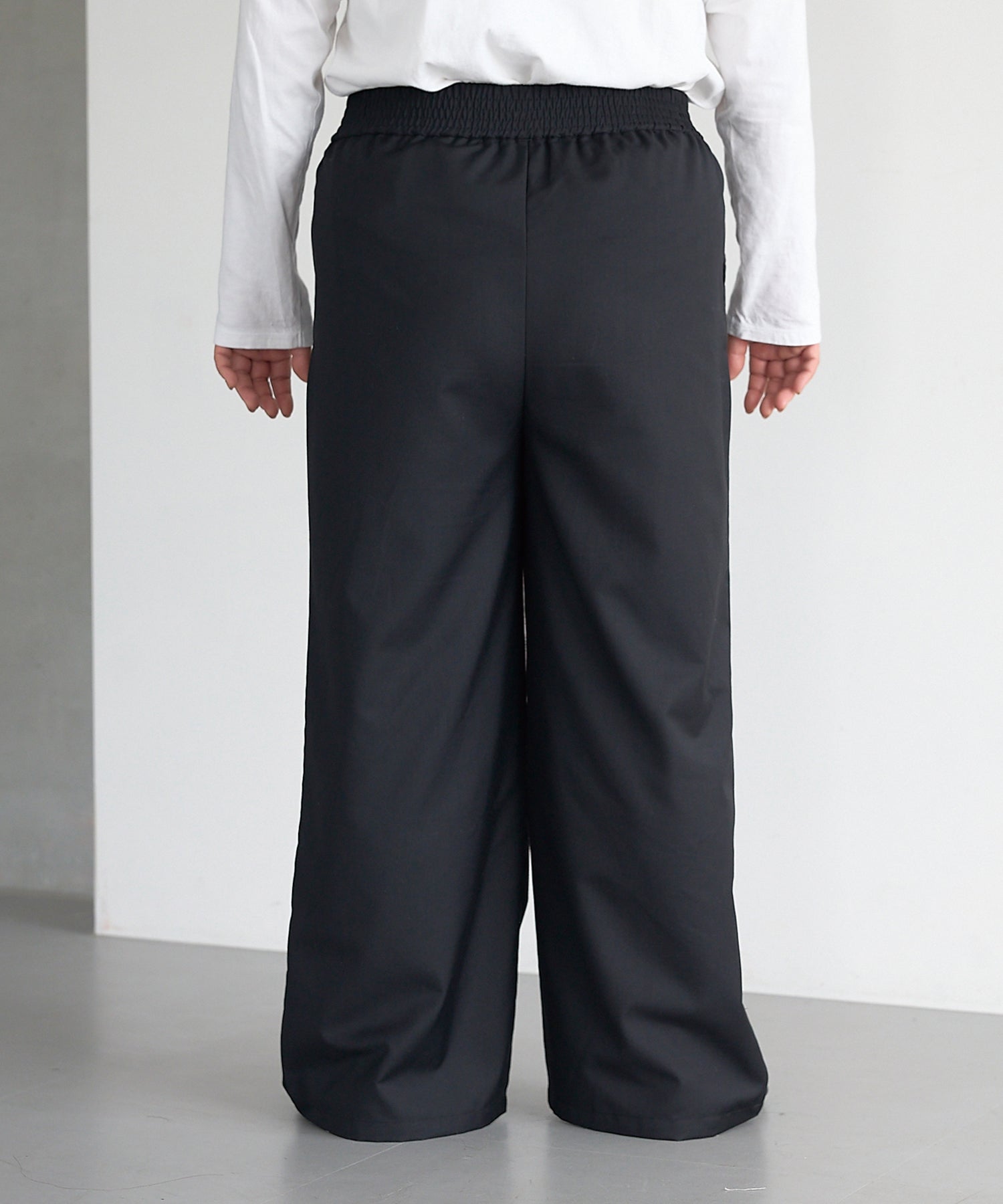 バック ブラック model:161cm 着用サイズ:3L