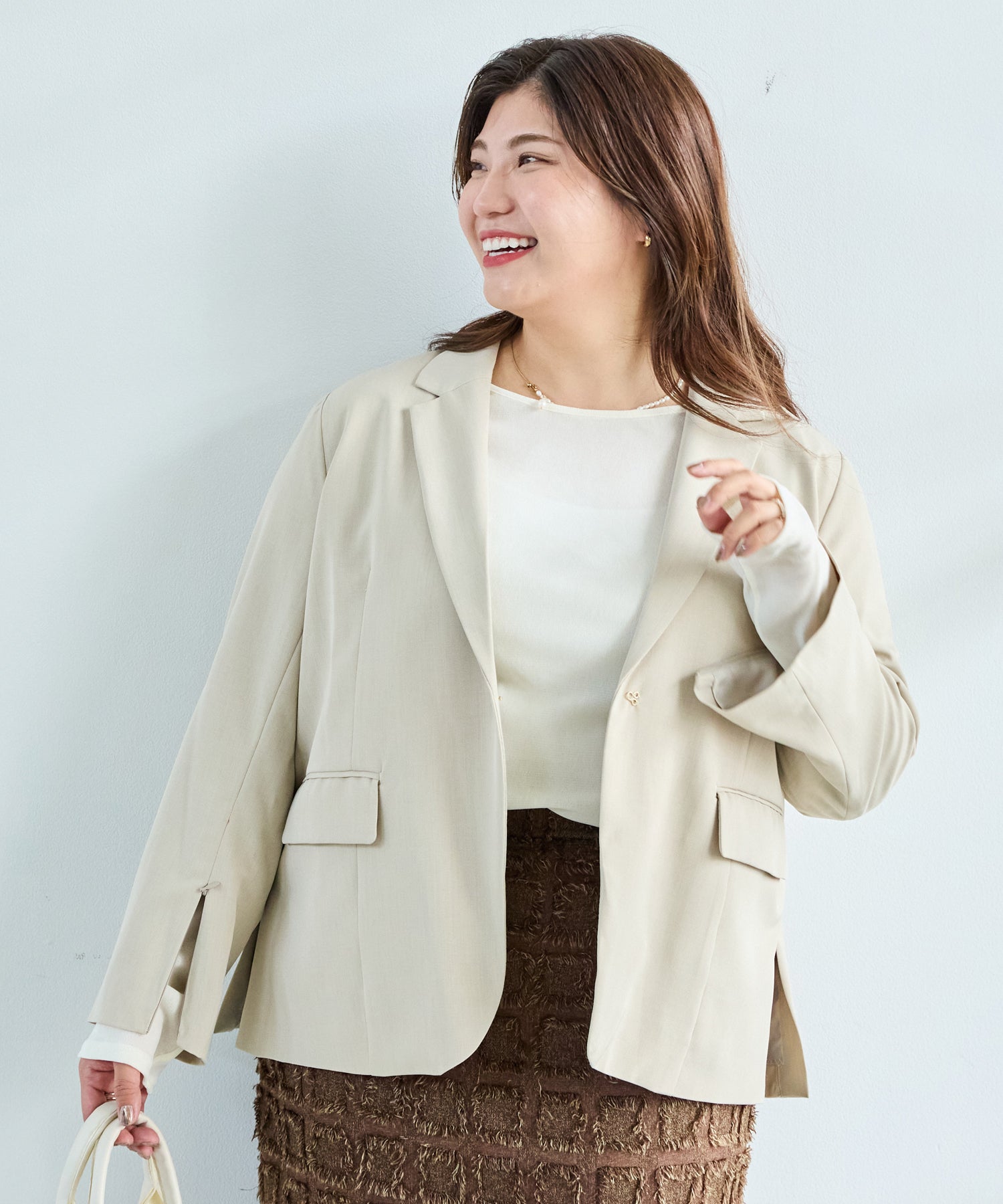 オフベージュ model:162cm 着用サイズ:3L