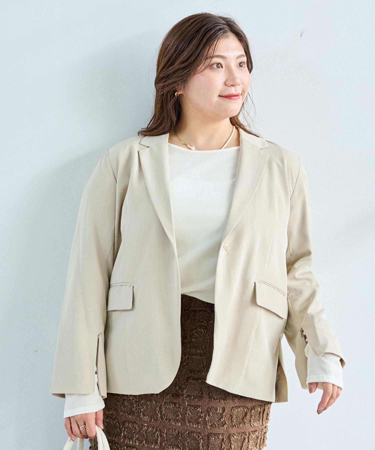 オフベージュ model:162cm 着用サイズ:3L