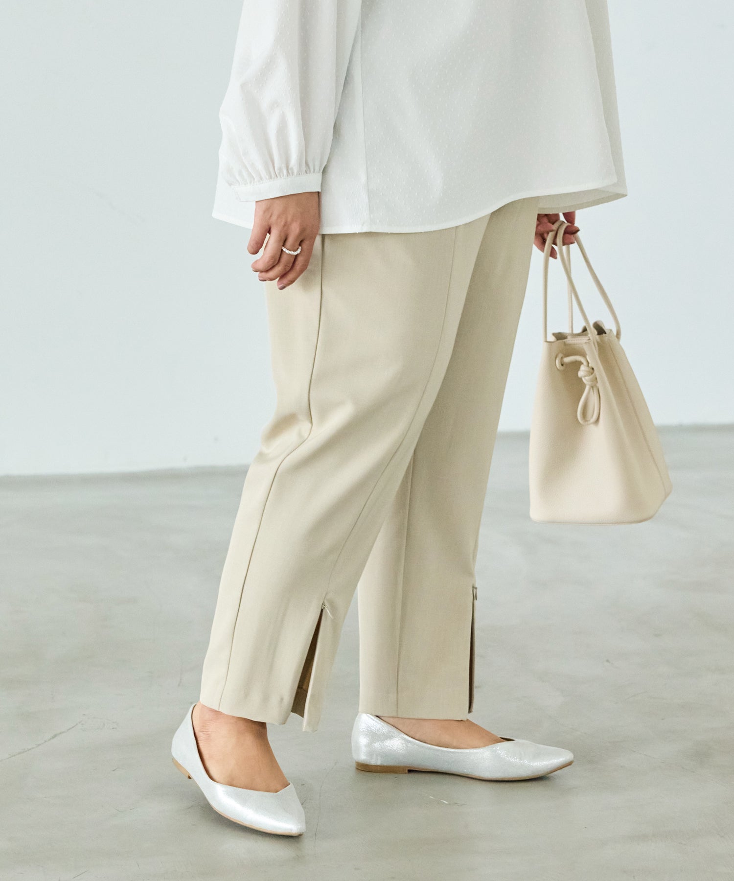 オフベージュ model:162cm 着用サイズ:4L