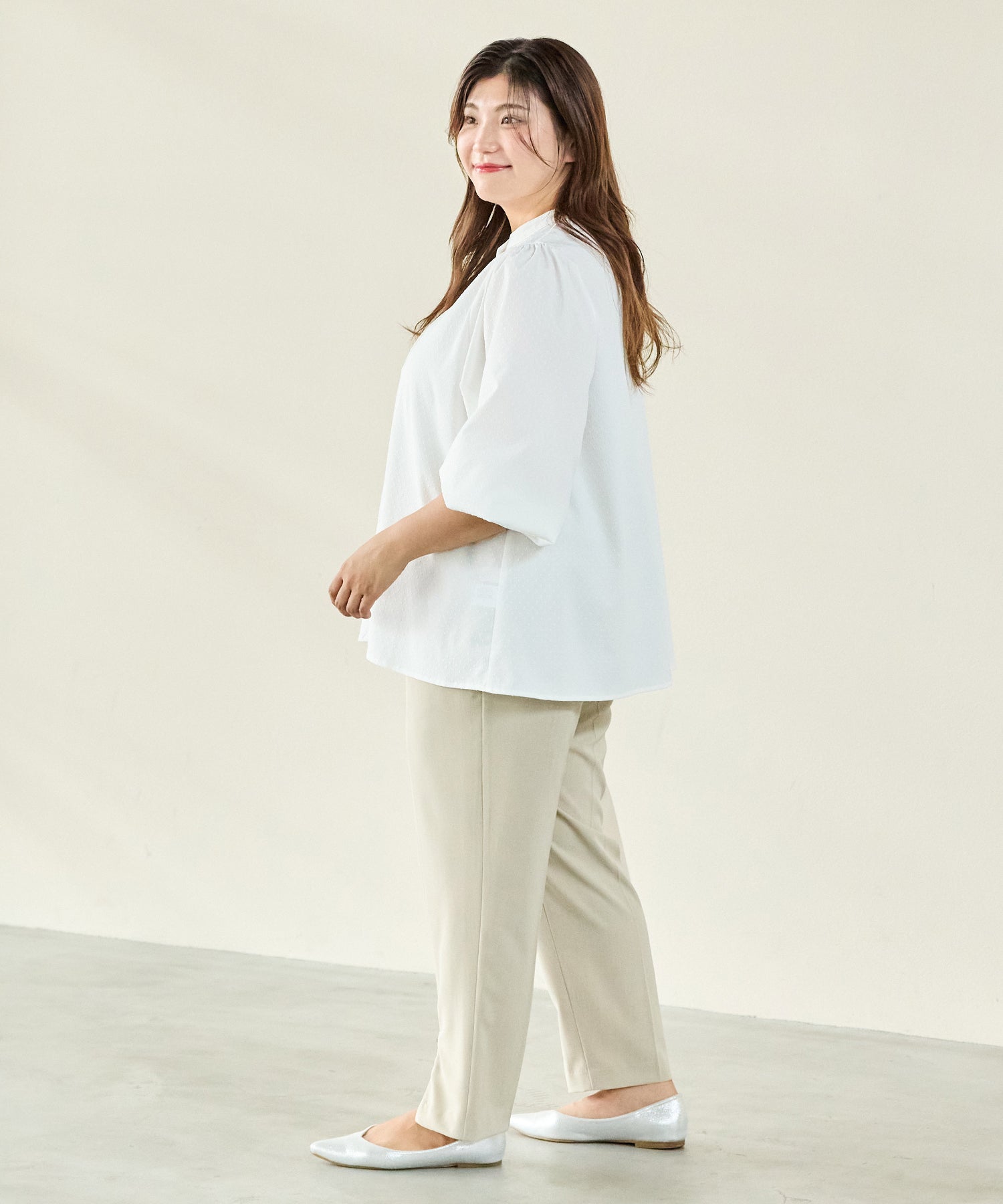 オフベージュ model:162cm 着用サイズ:4L