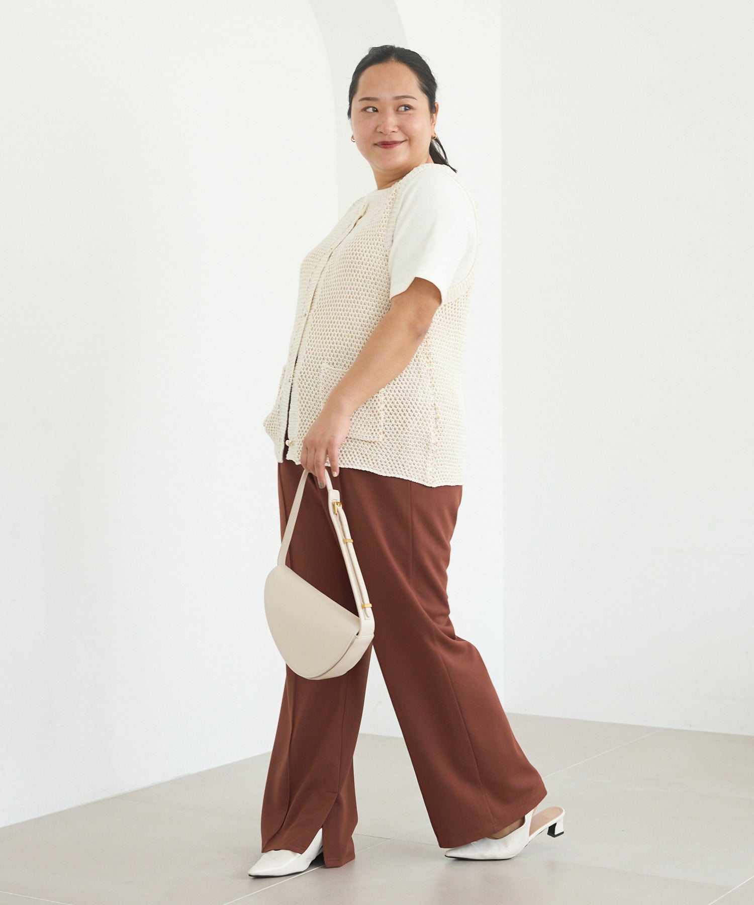アイボリー model:161cm 着用サイズ:3L