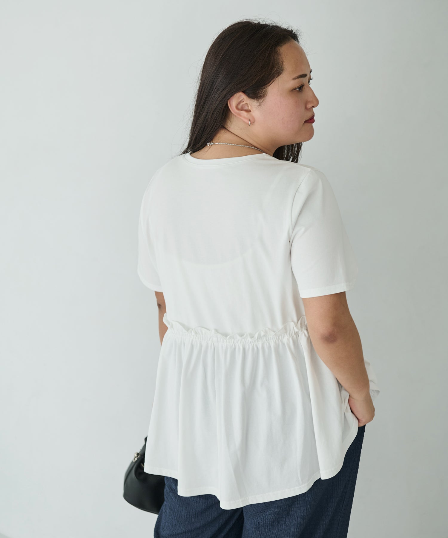 オフホワイト model:161cm 着用サイズ:3L