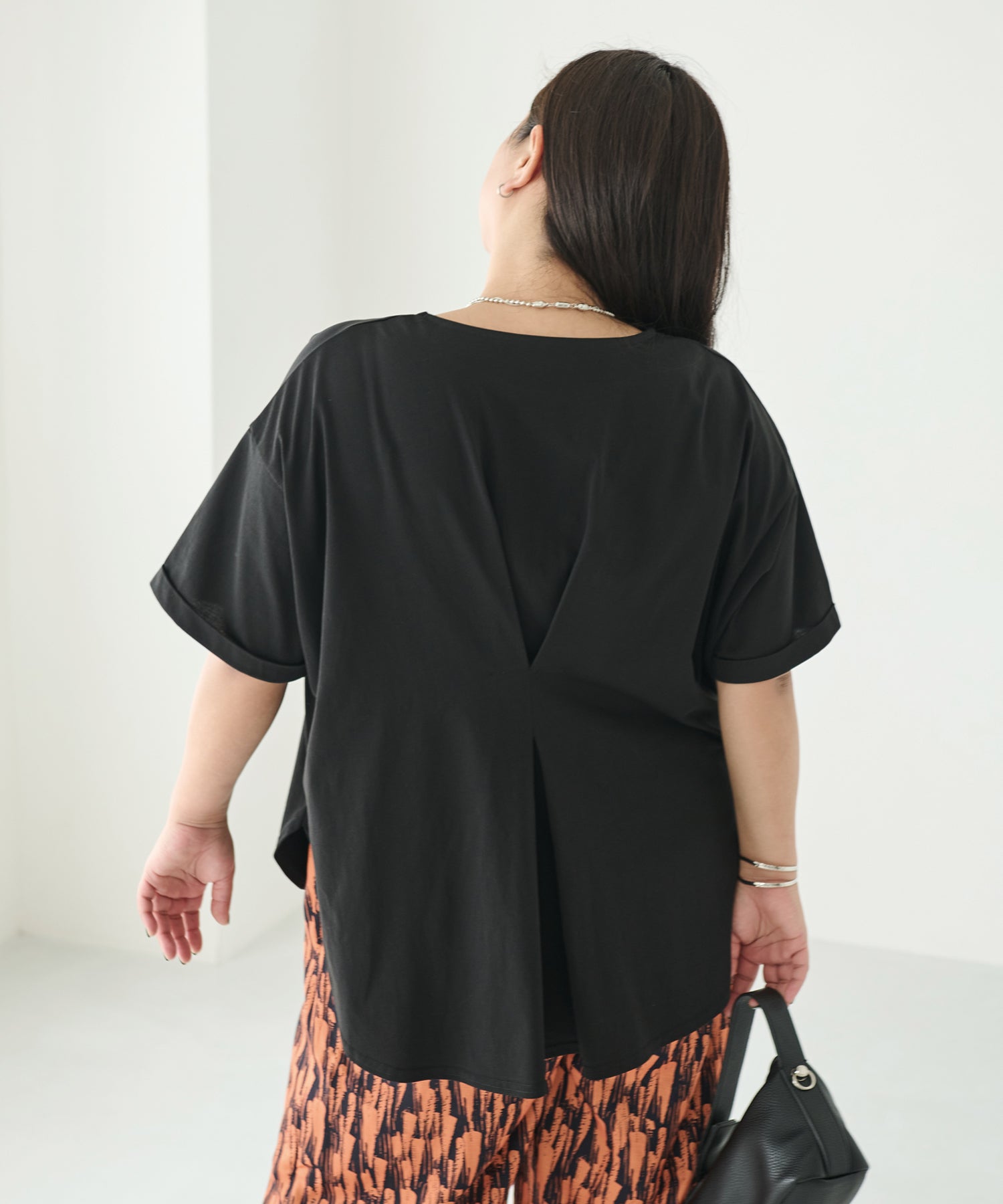 ブラック model:161cm 着用サイズ:3L
