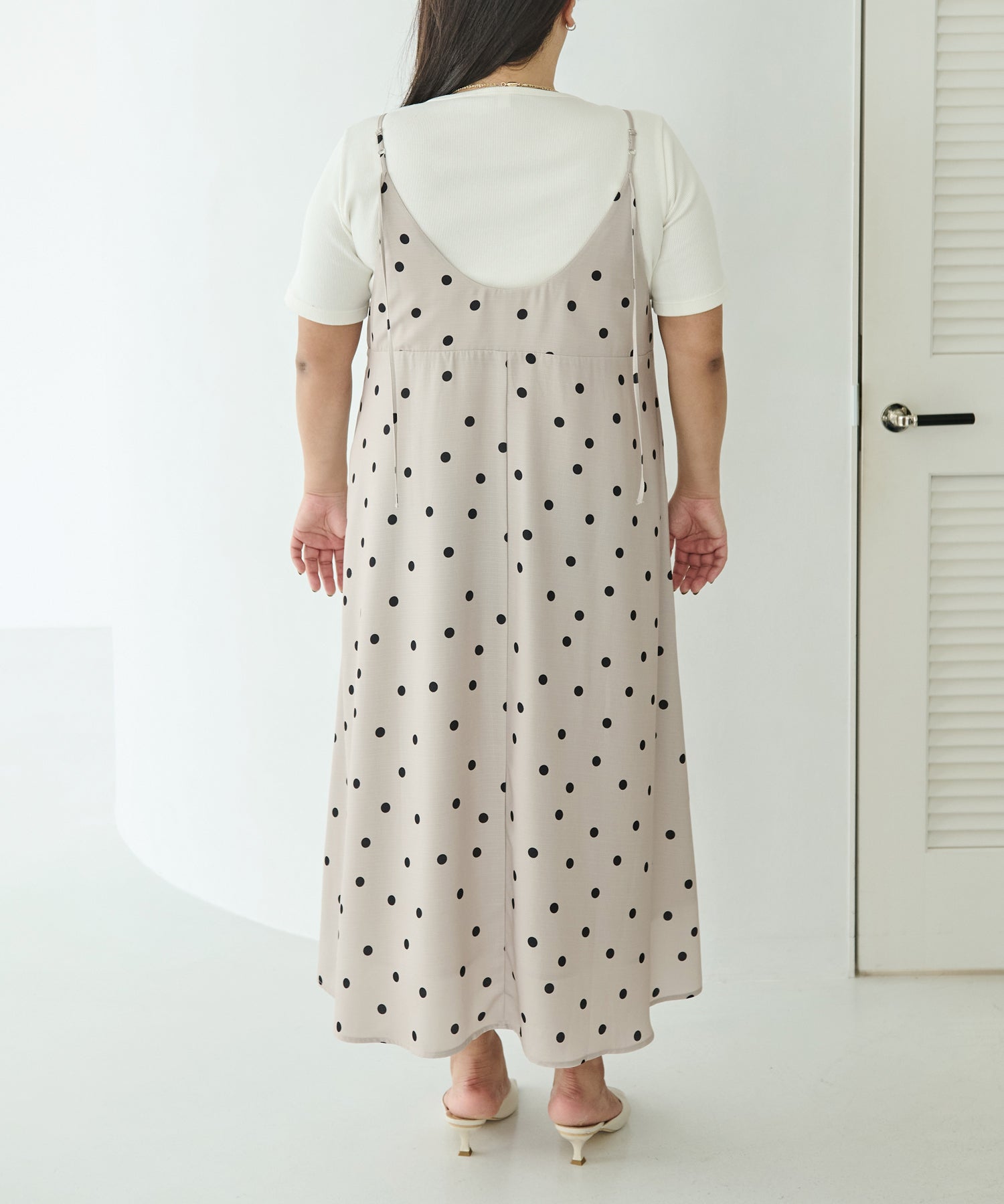 バック ベージュ model:161cm 着用サイズ:3L