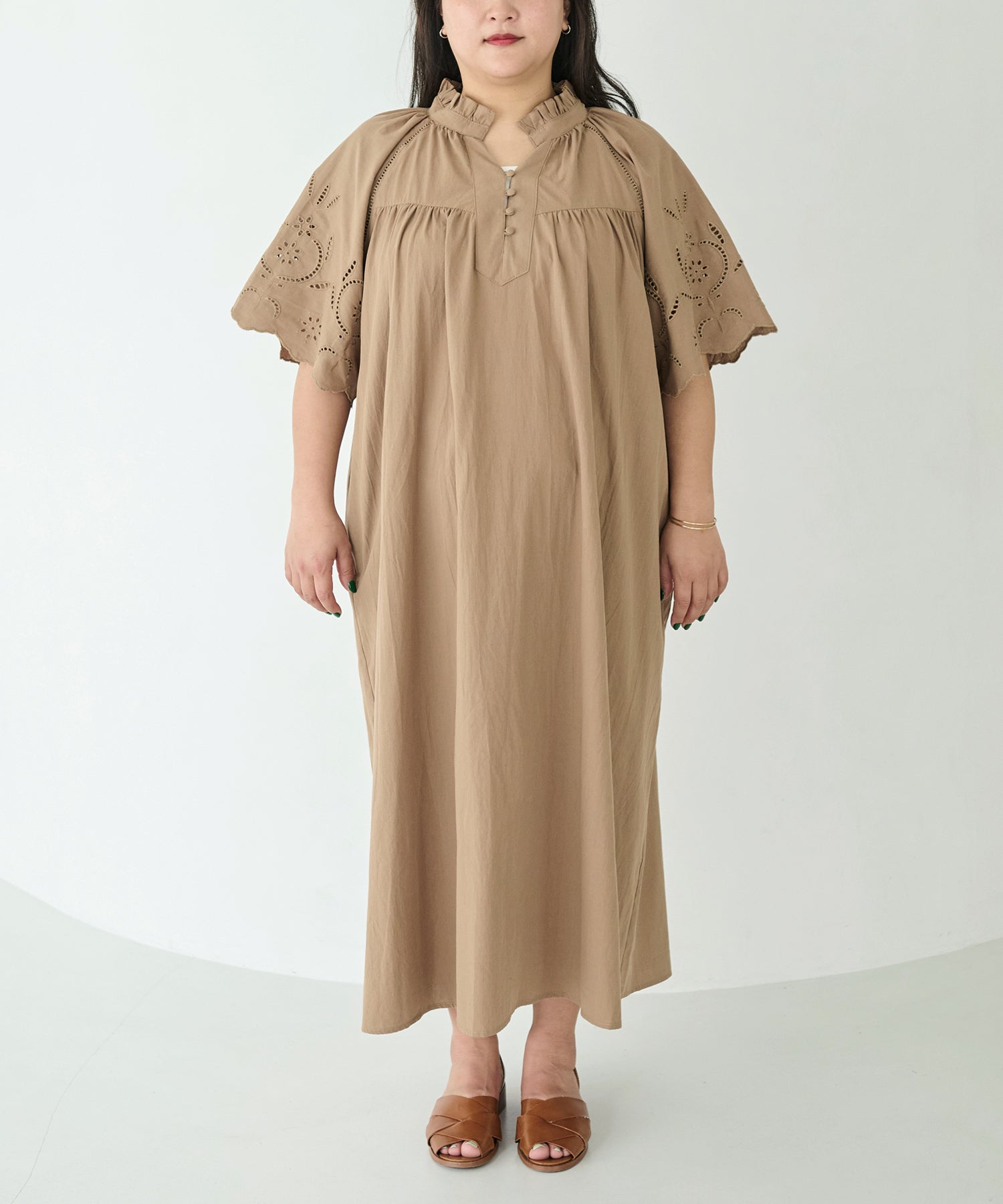 フロント ベージュ model:161cm 着用サイズ:3L