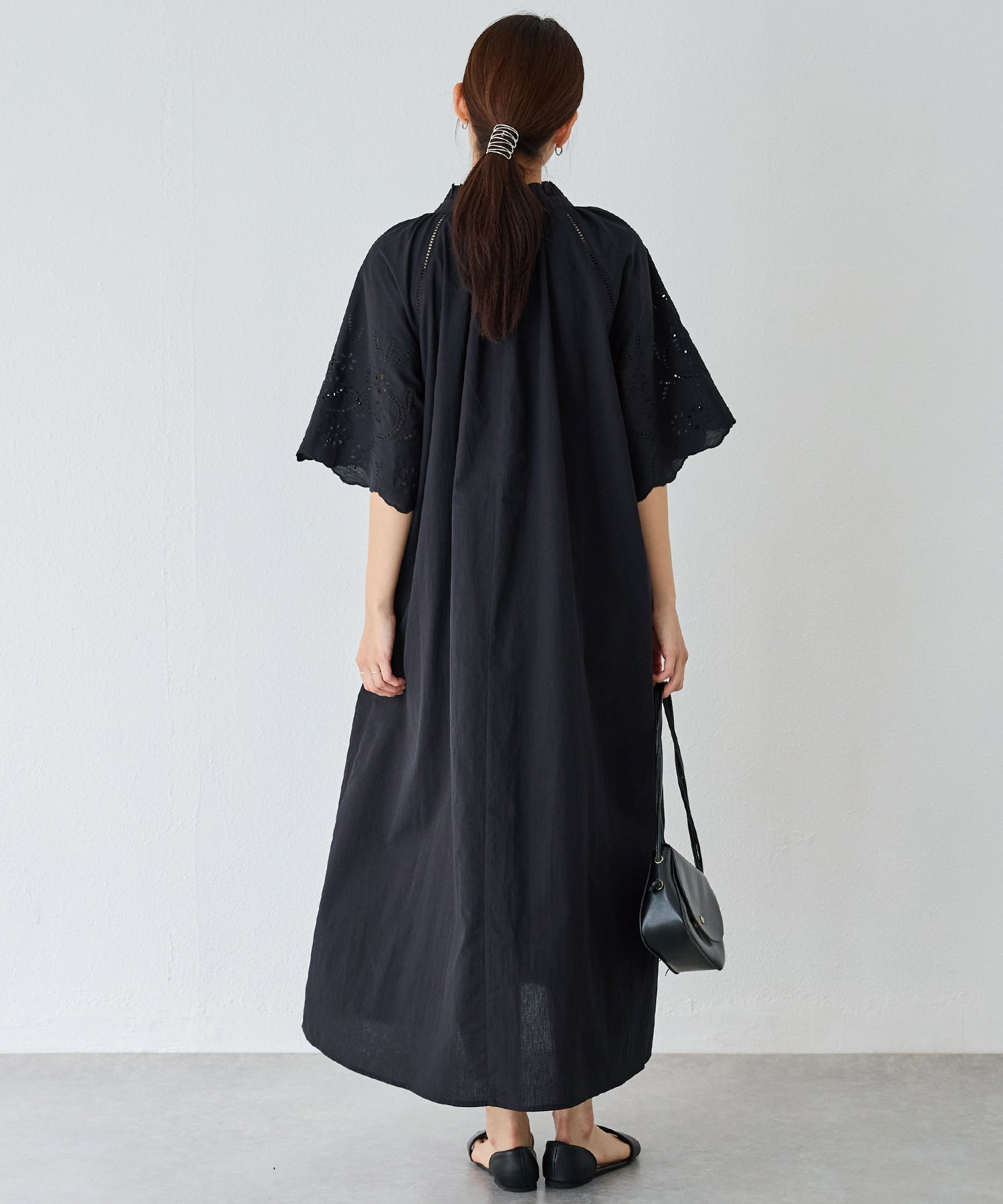 クラフト刺繍ギャザーワンピース