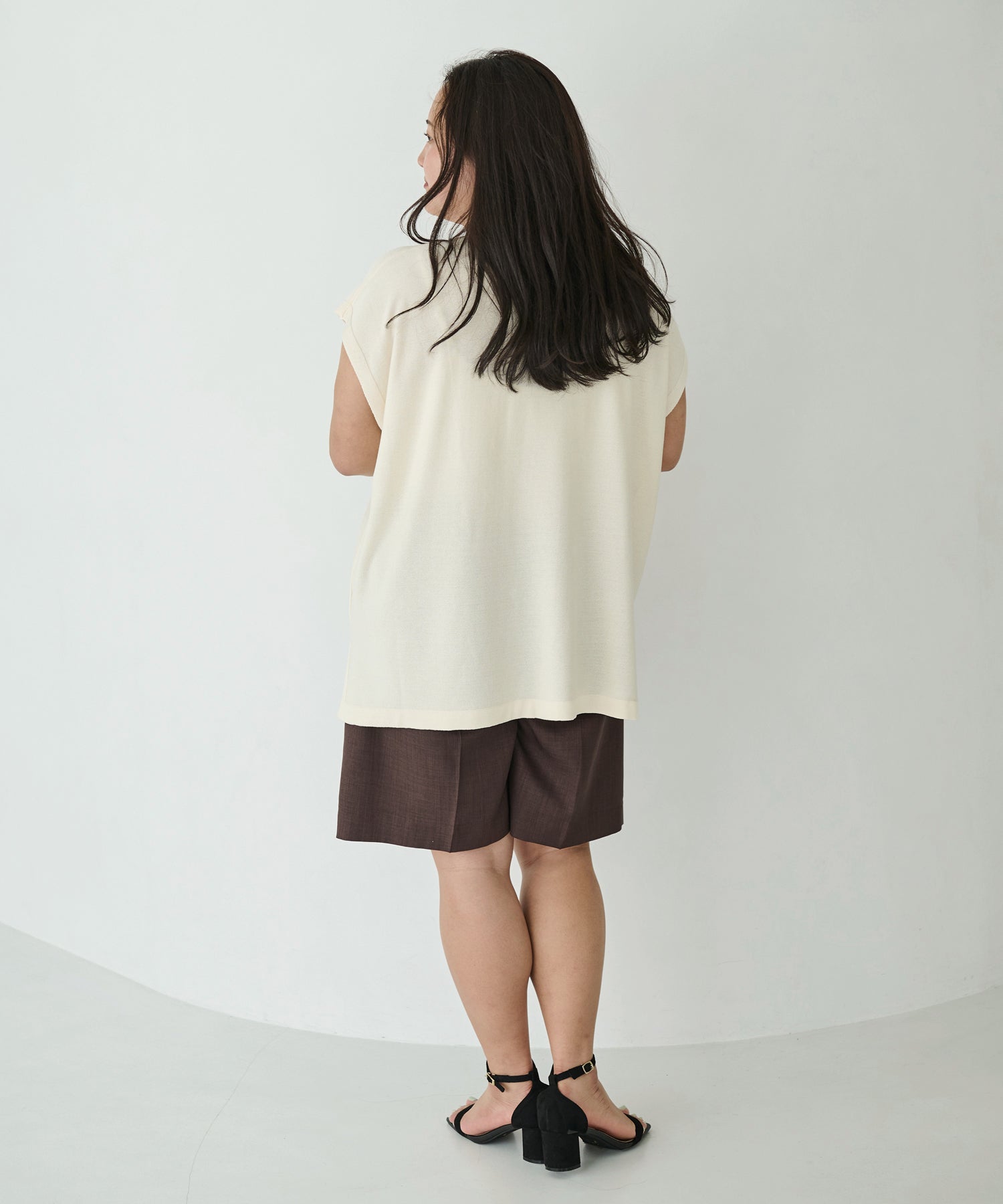 ブラウン model:161cm 着用サイズ:3L