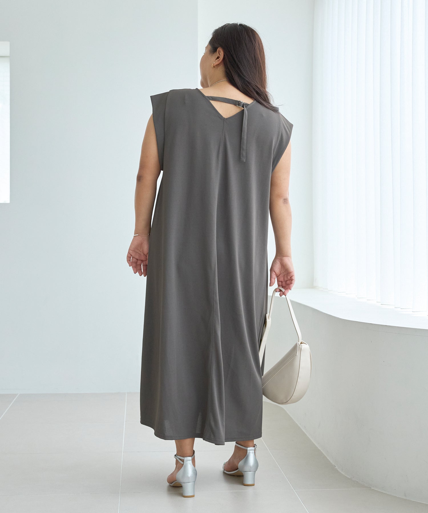 ブラウン model:161cm 着用サイズ:3L