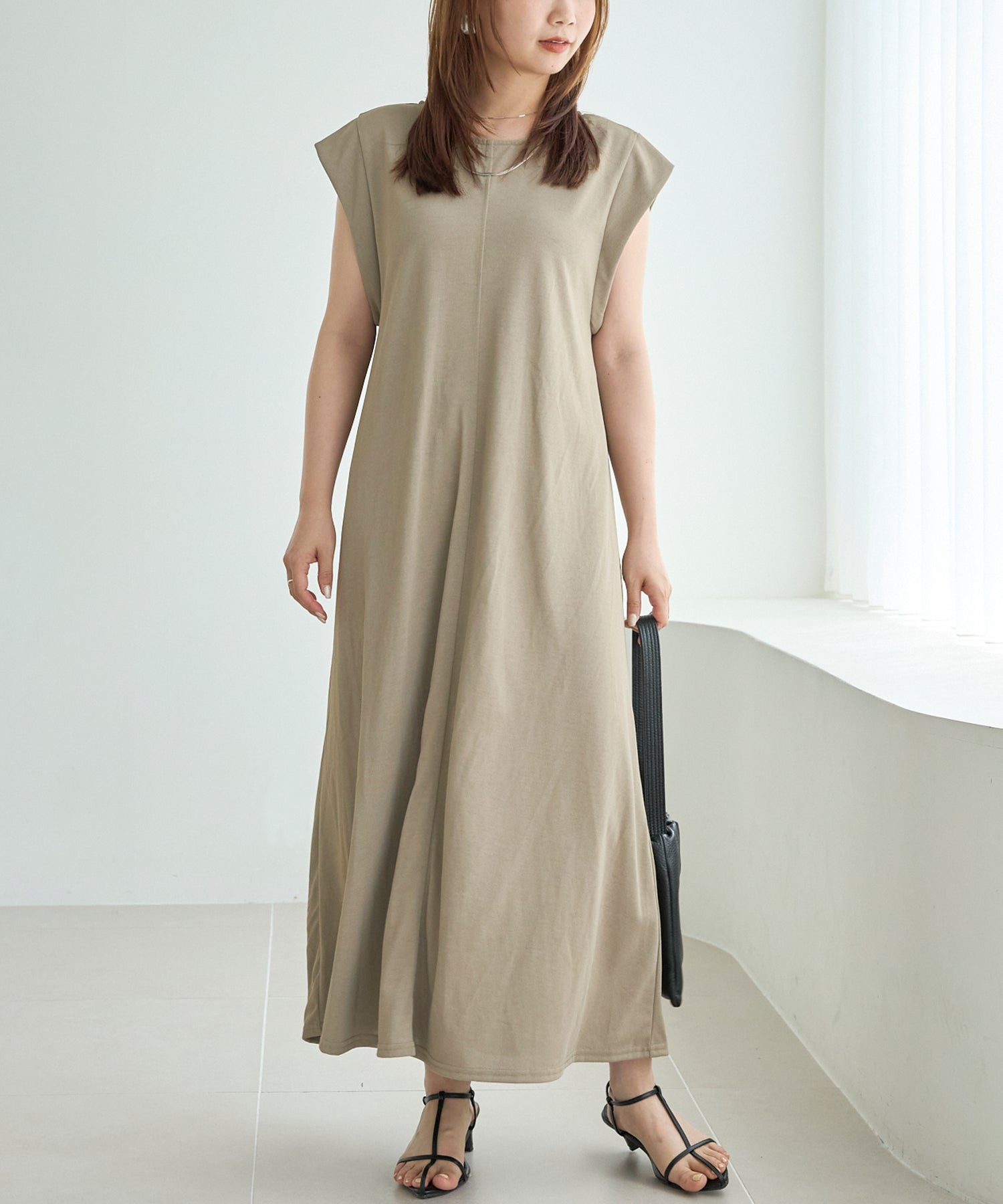 チャコールグレー model:156cm 着用サイズ:M