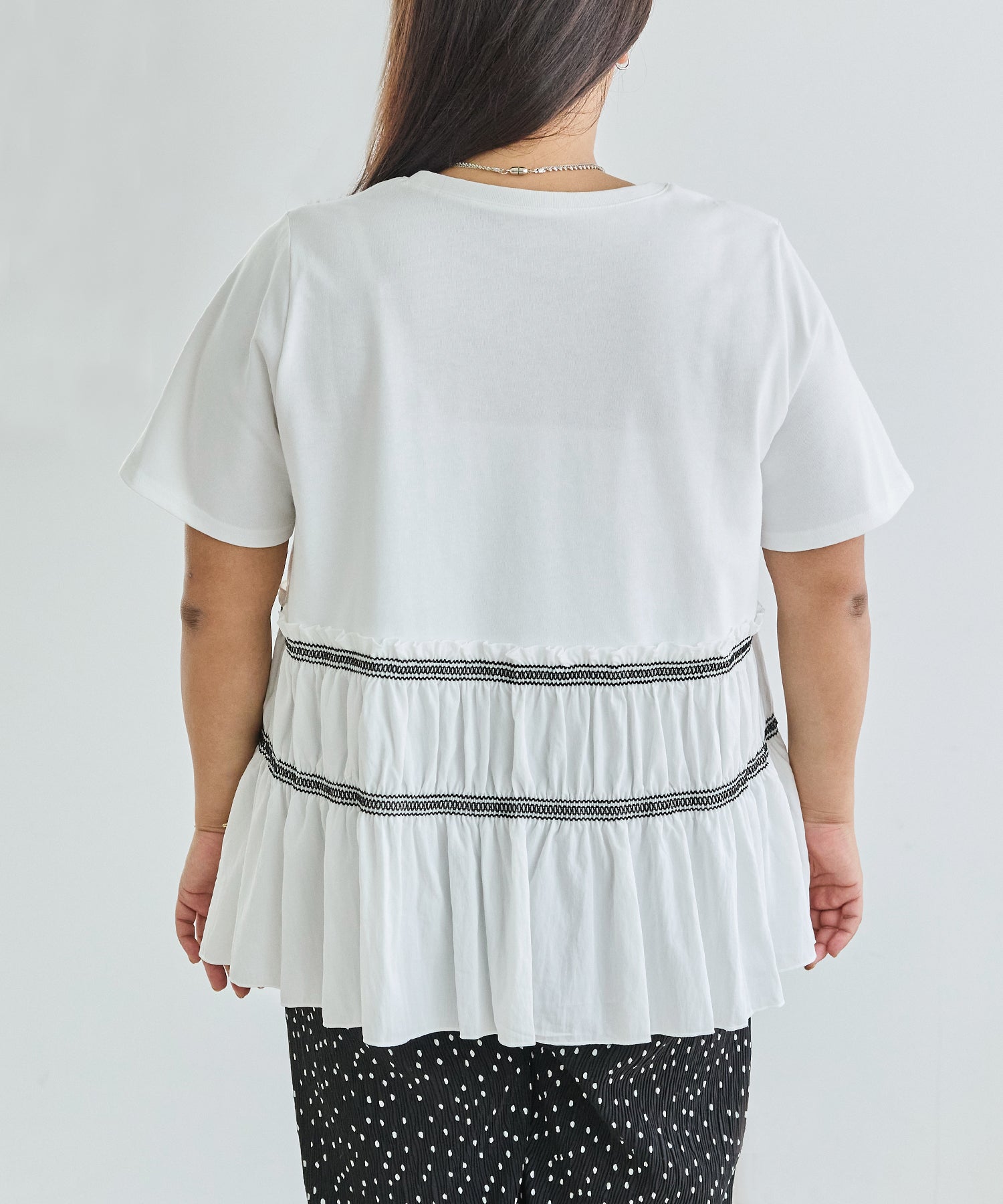 バック オフホワイト model:161cm 着用サイズ:3L