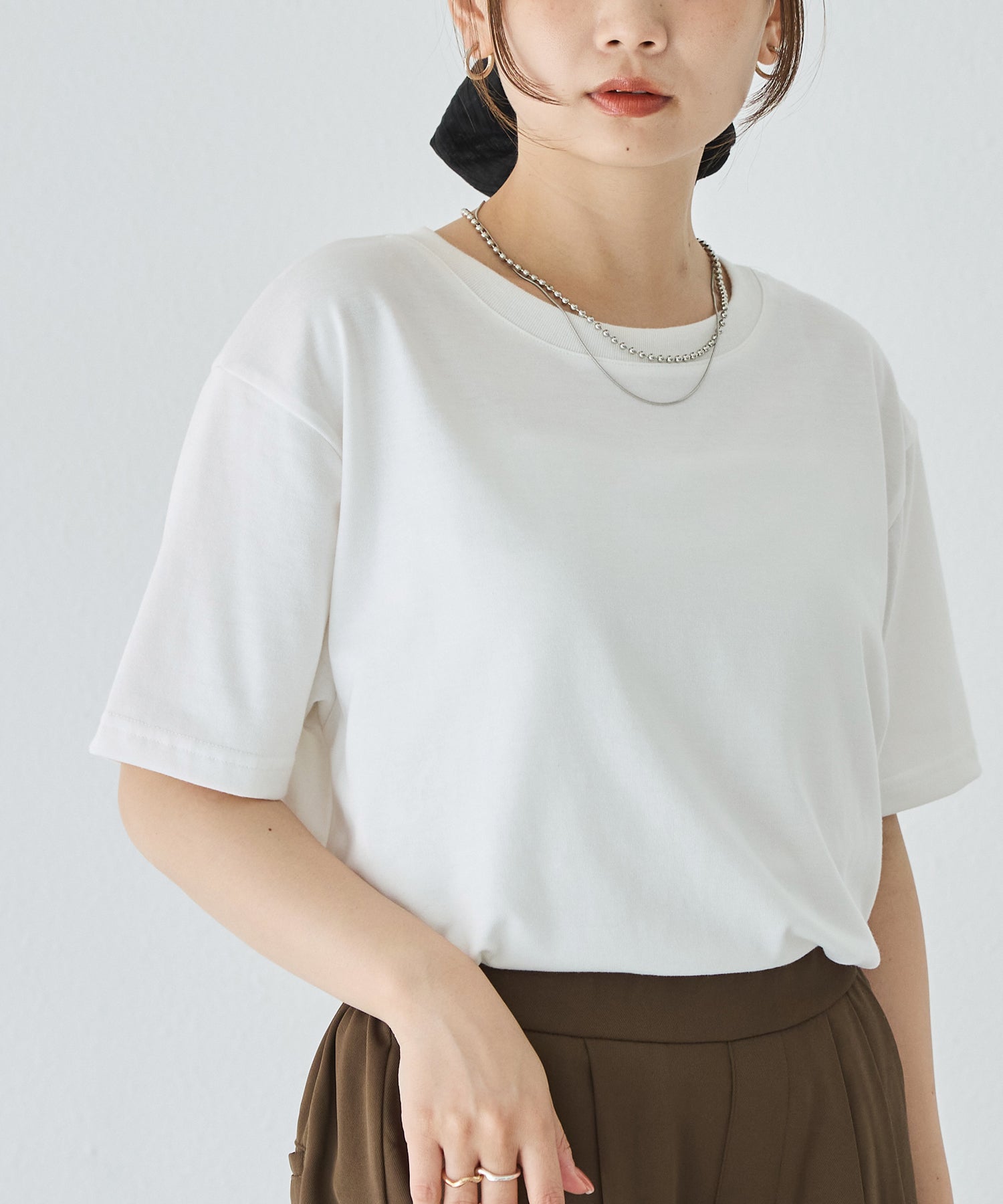 オフホワイト(オフホワイト・チャコールグレーset) model:156cm 着用サイズ:M