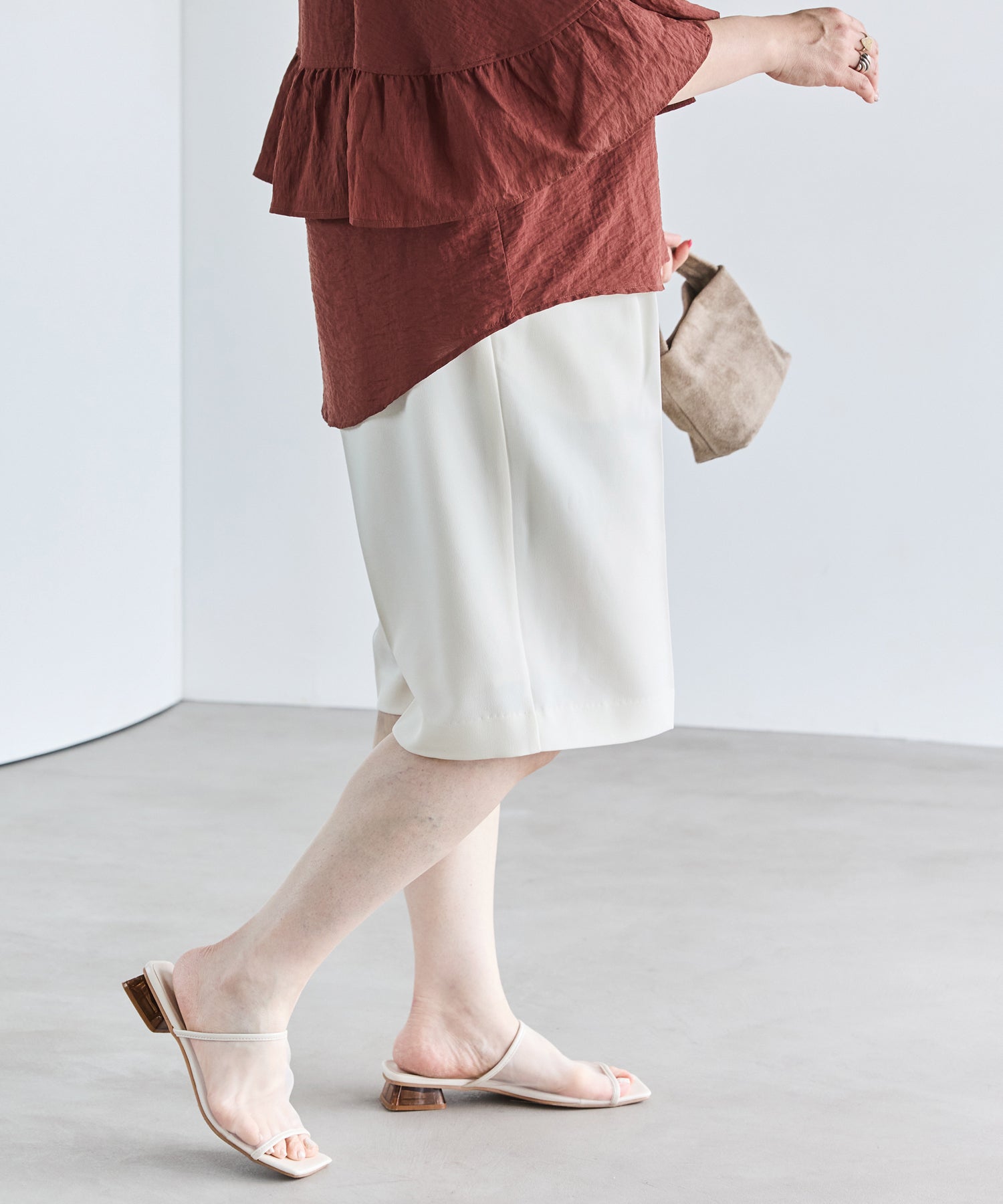 センタープレスショートパンツ