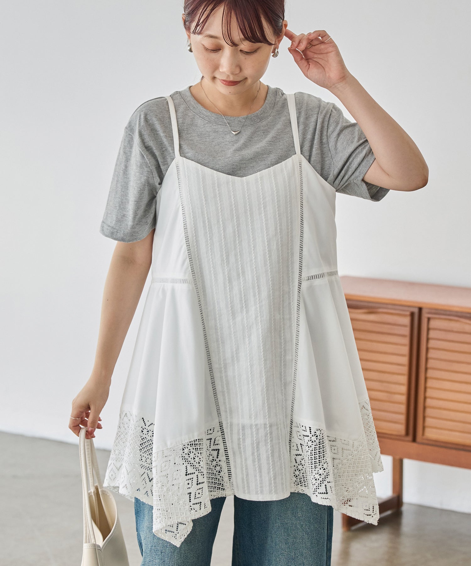 オフホワイト model:156cm 着用サイズ:M