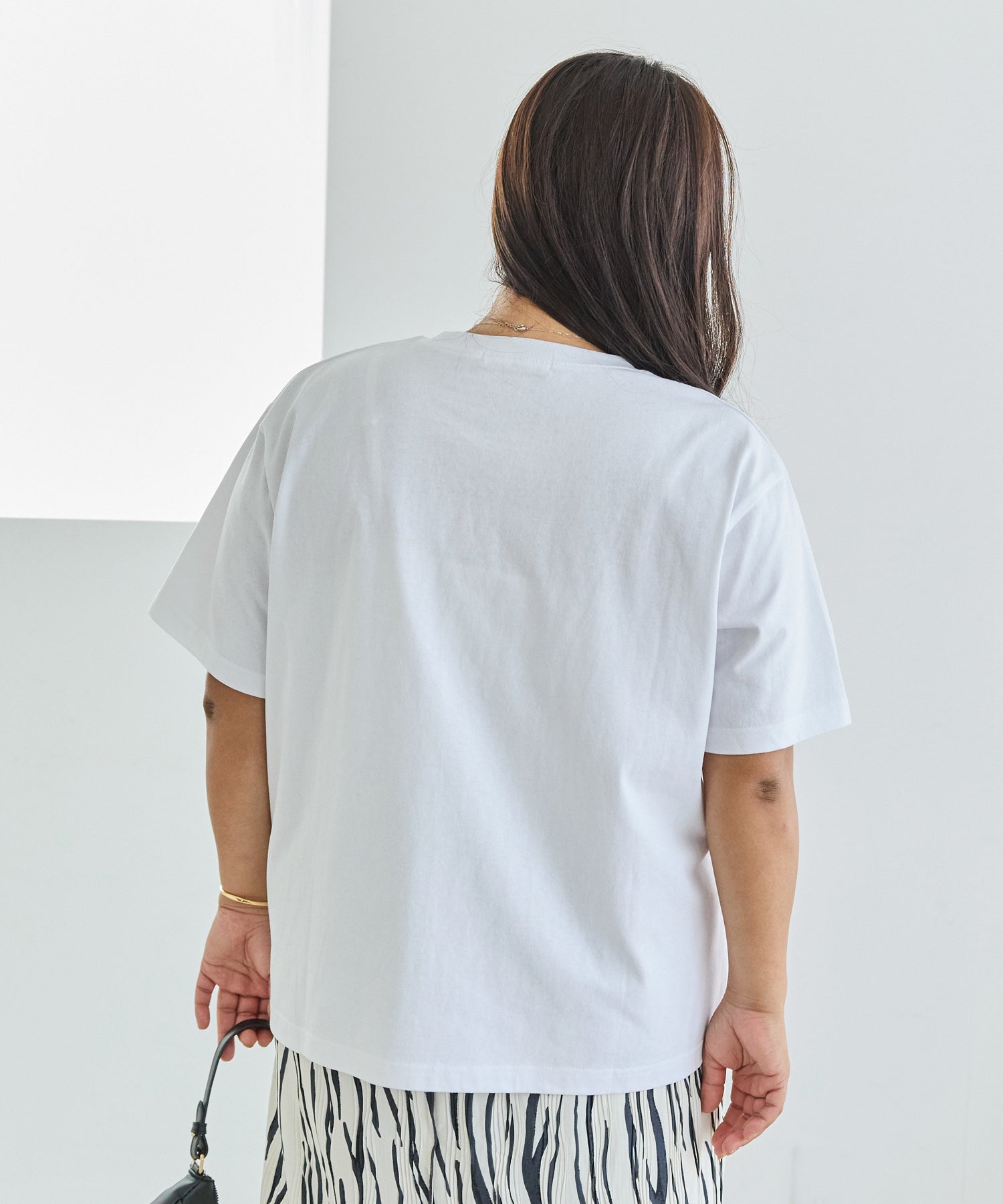 ホワイト model:161cm 着用サイズ:3L