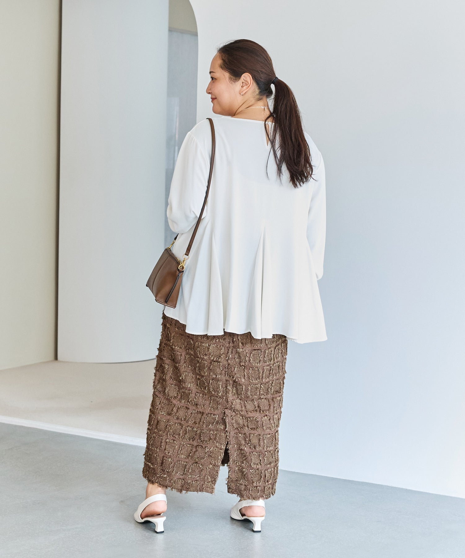 オフホワイト model:161cm 着用サイズ:3L