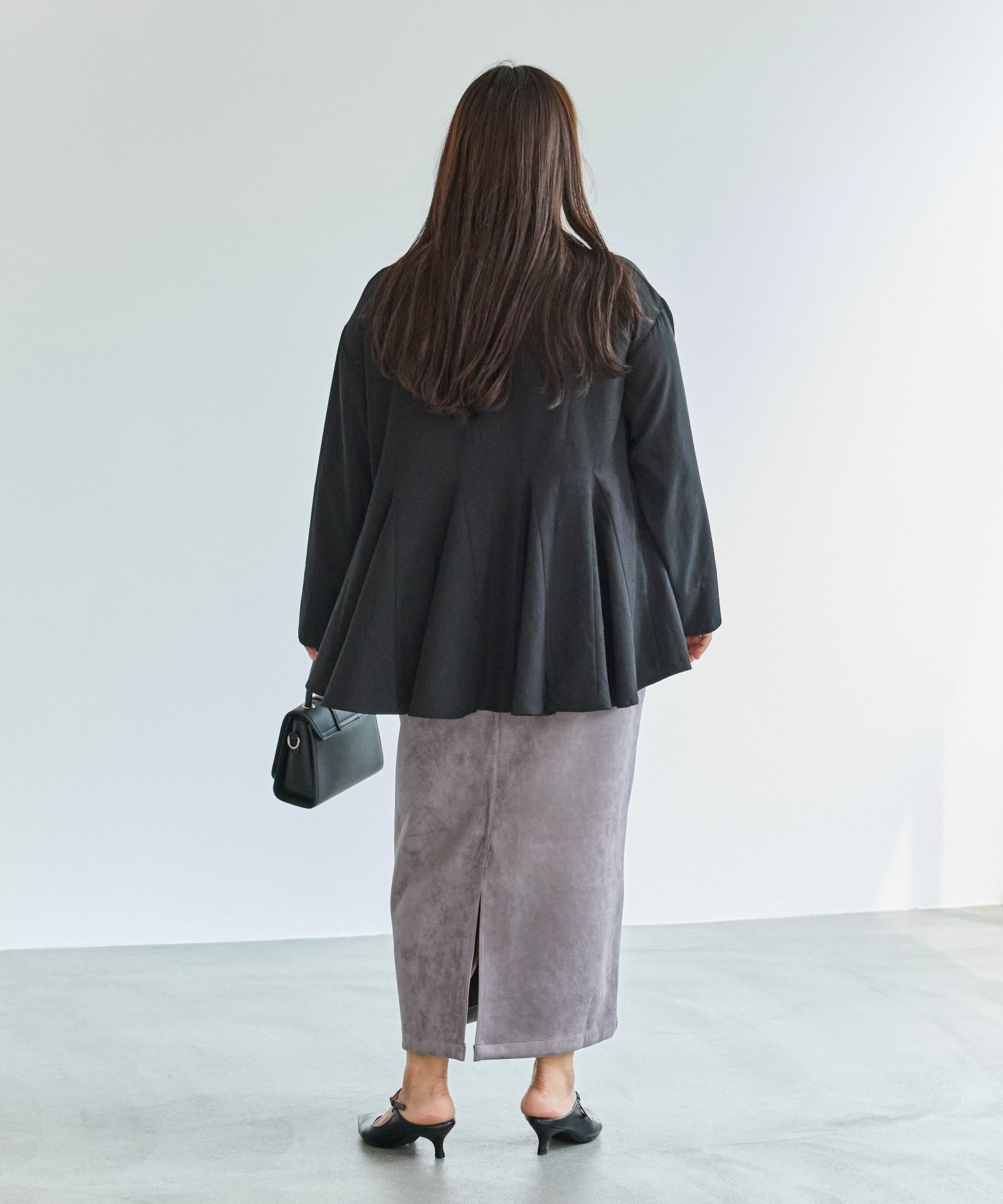 グレー model:161cm 着用サイズ:3L