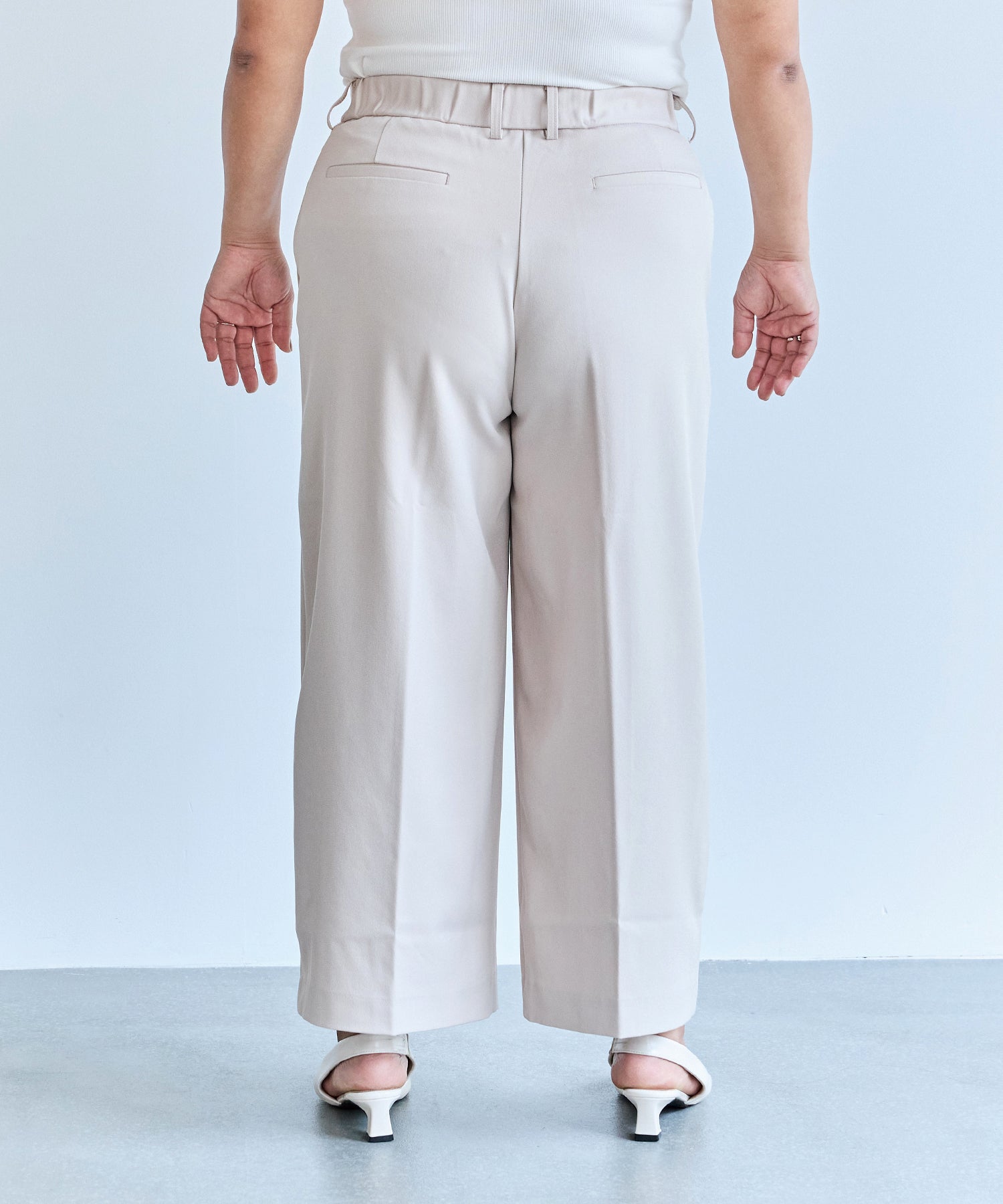 バック model:161cm 着用サイズ:3L
