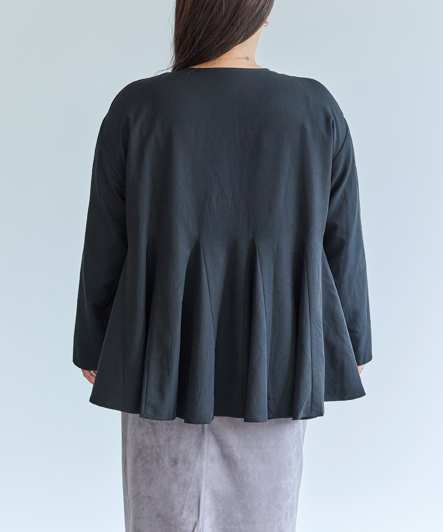 バック model:161cm 着用サイズ:3L