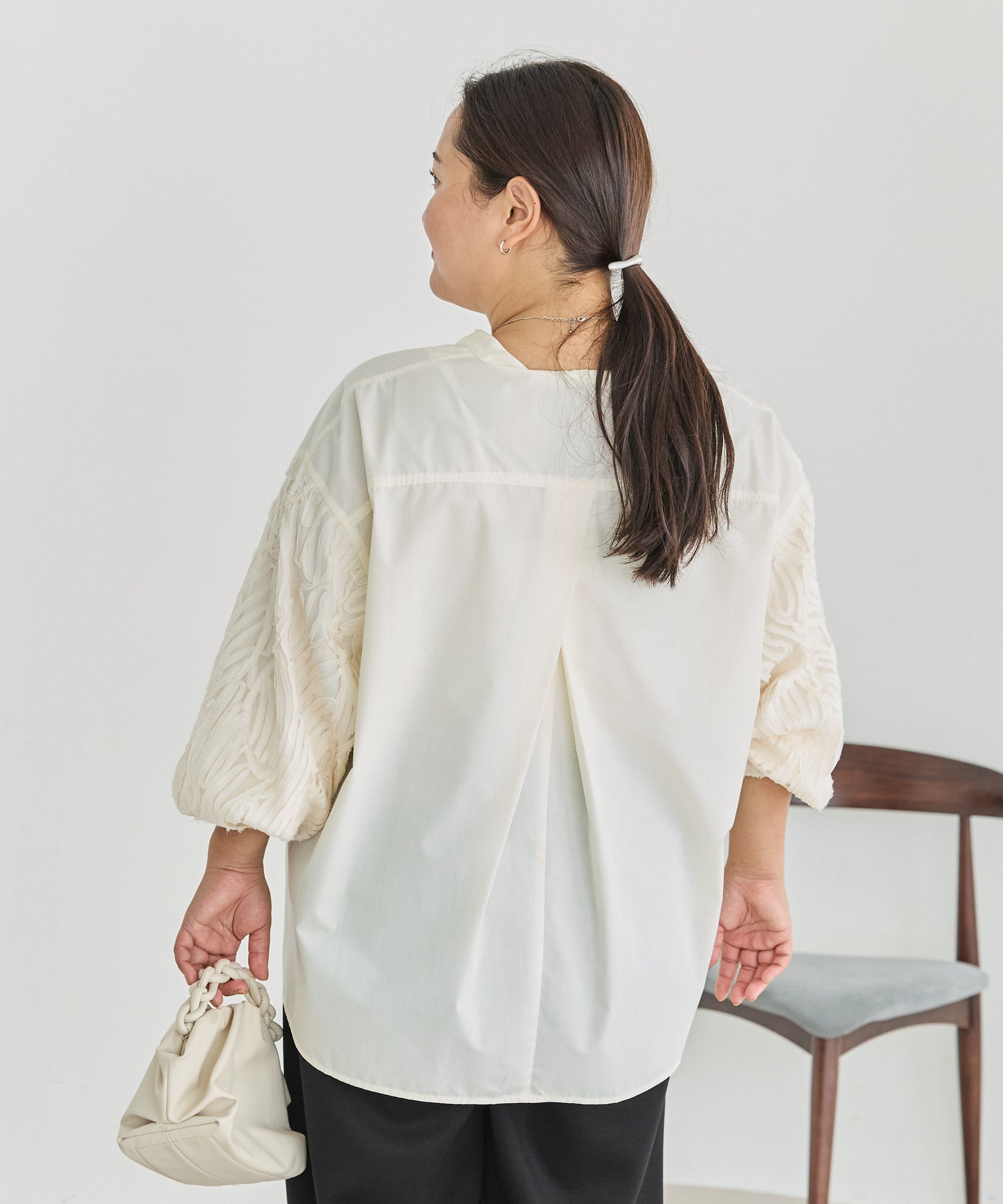 アイボリー model:161cm 着用サイズ:3L