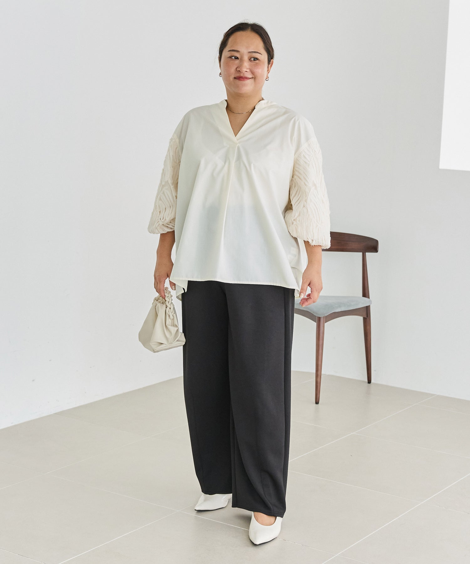 アイボリー model:161cm 着用サイズ:3L