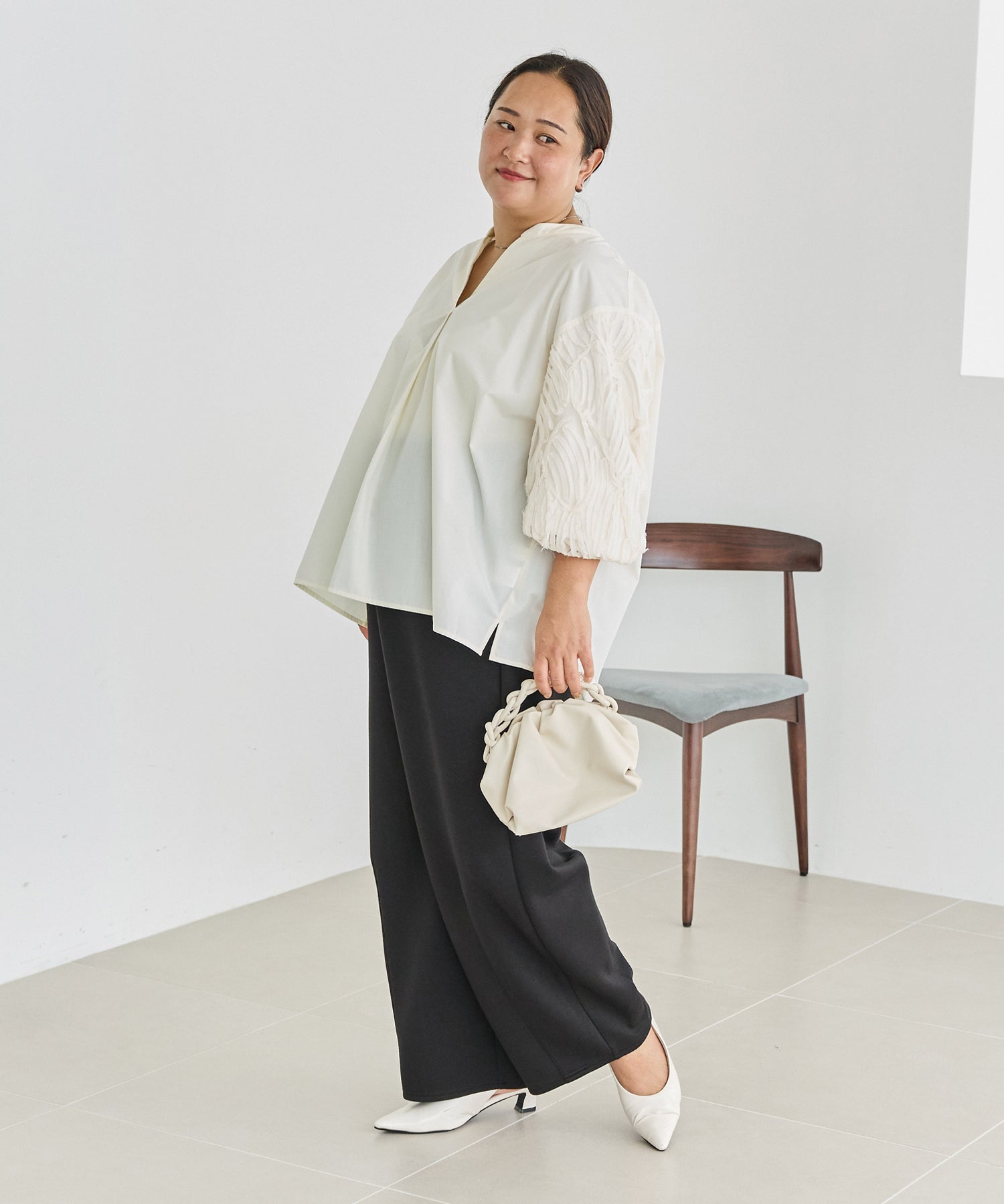 アイボリー model:161cm 着用サイズ:3L