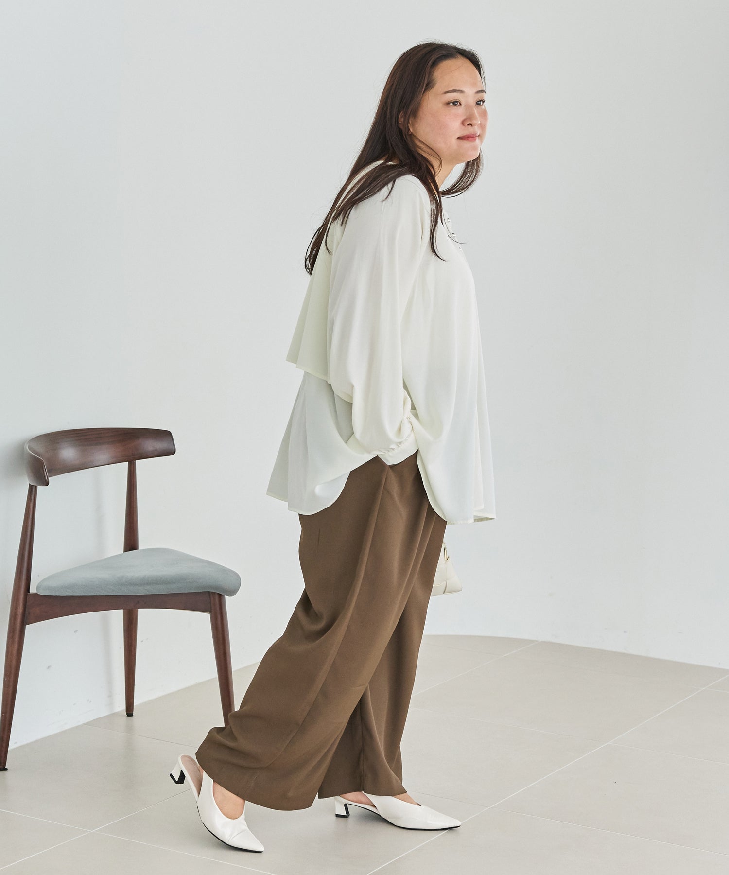 オフホワイト model:161cm 着用サイズ:3L