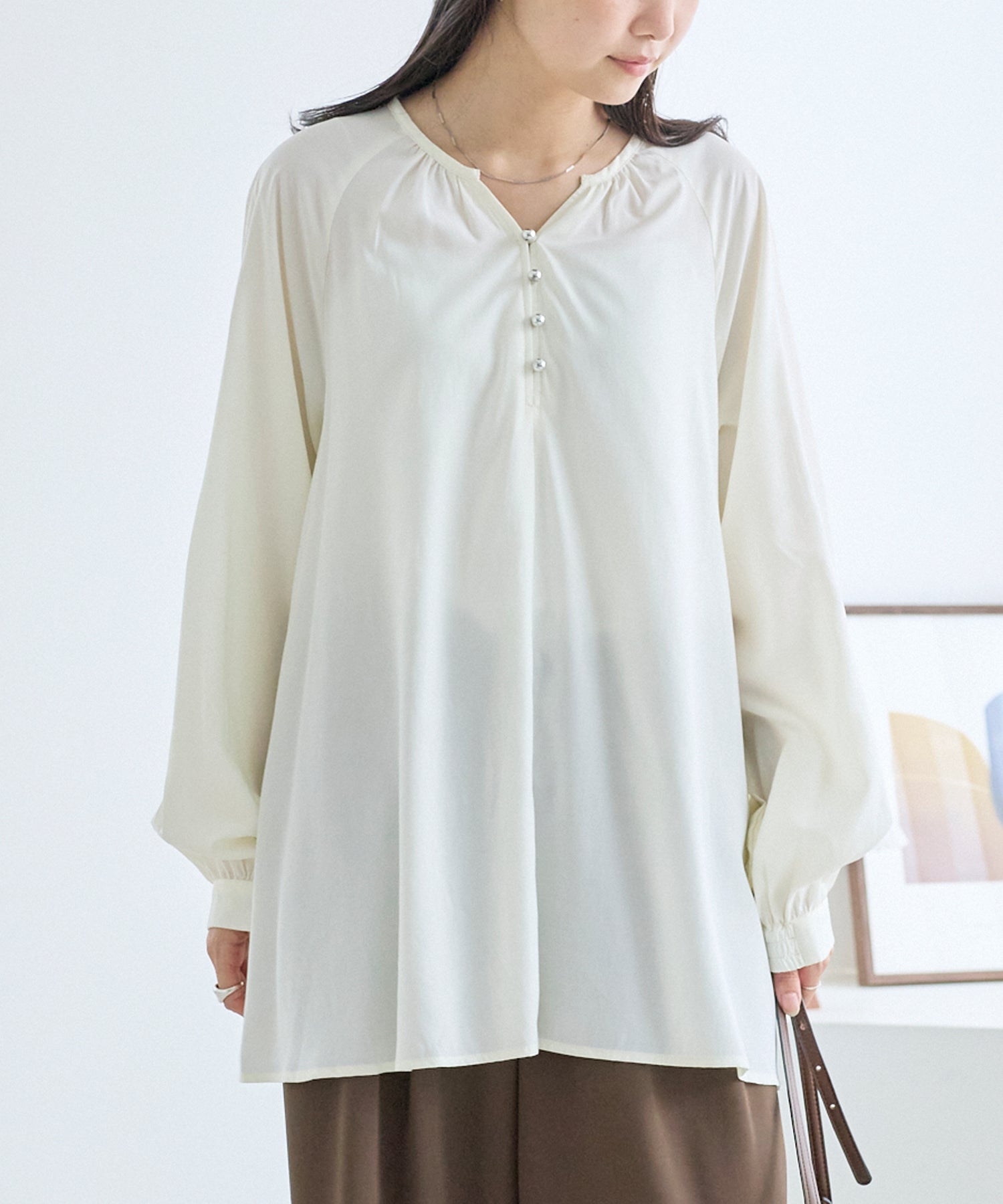 オフホワイト model:160cm 着用サイズ:M