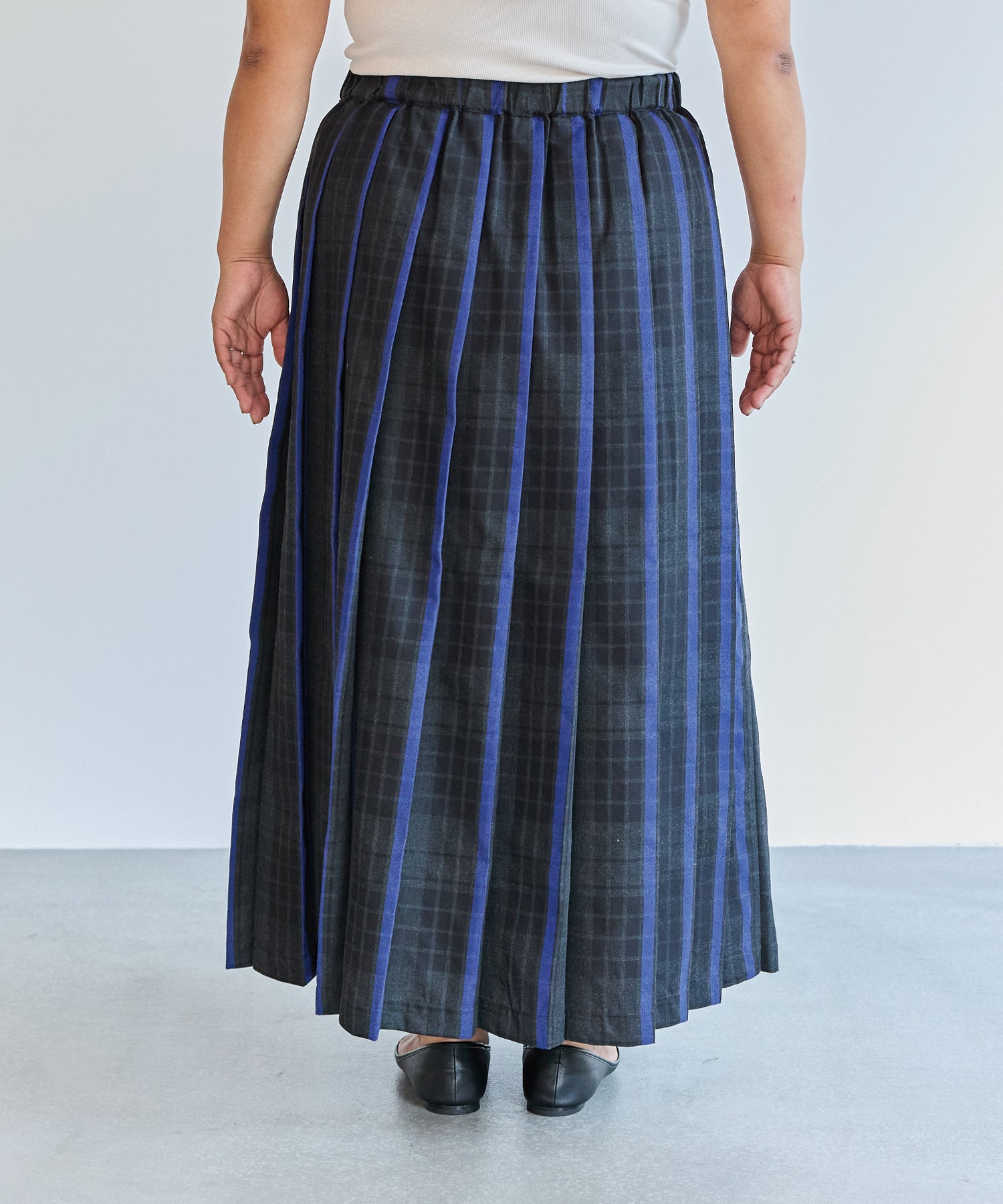 バック model:161cm 着用サイズ:3L