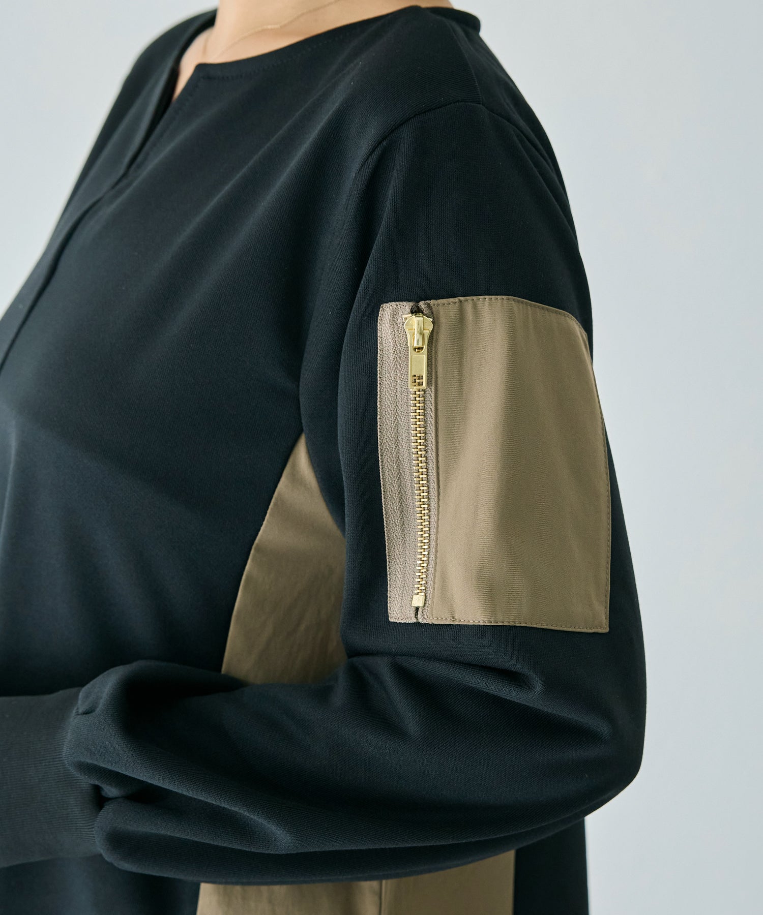 ファスナー付きポケット