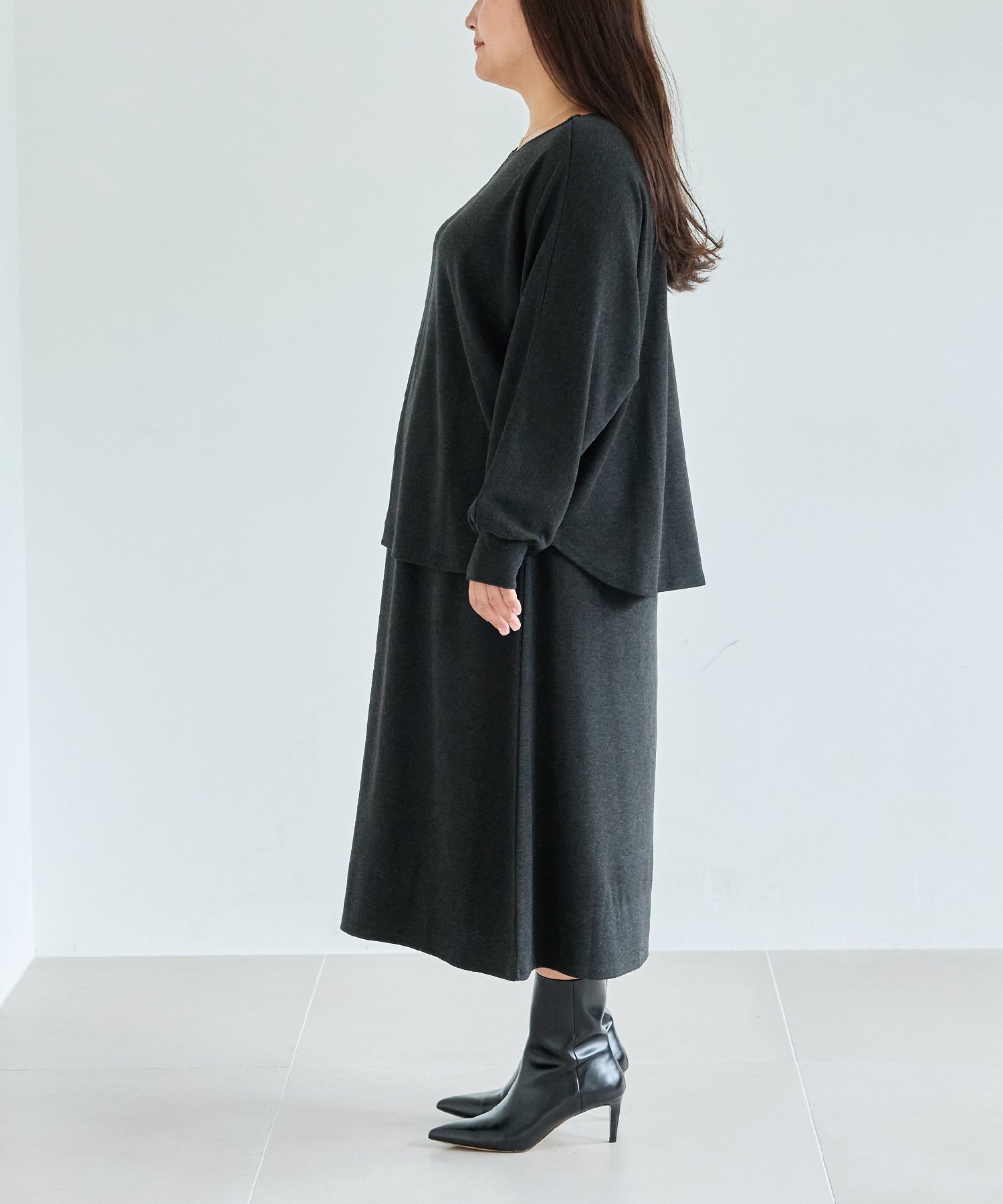 サイド model:161cm 着用サイズ:3L