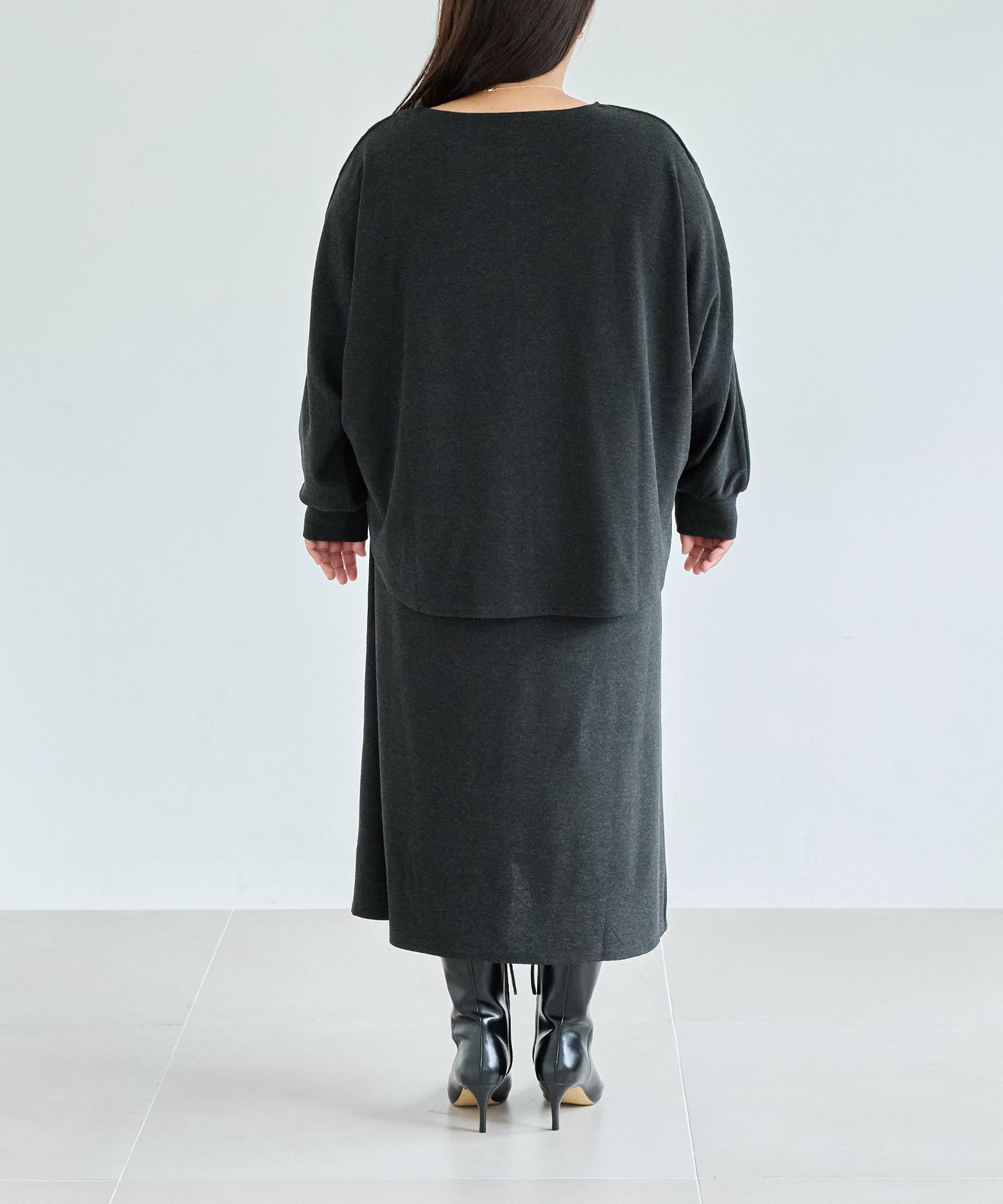 バック model:161cm 着用サイズ:3L