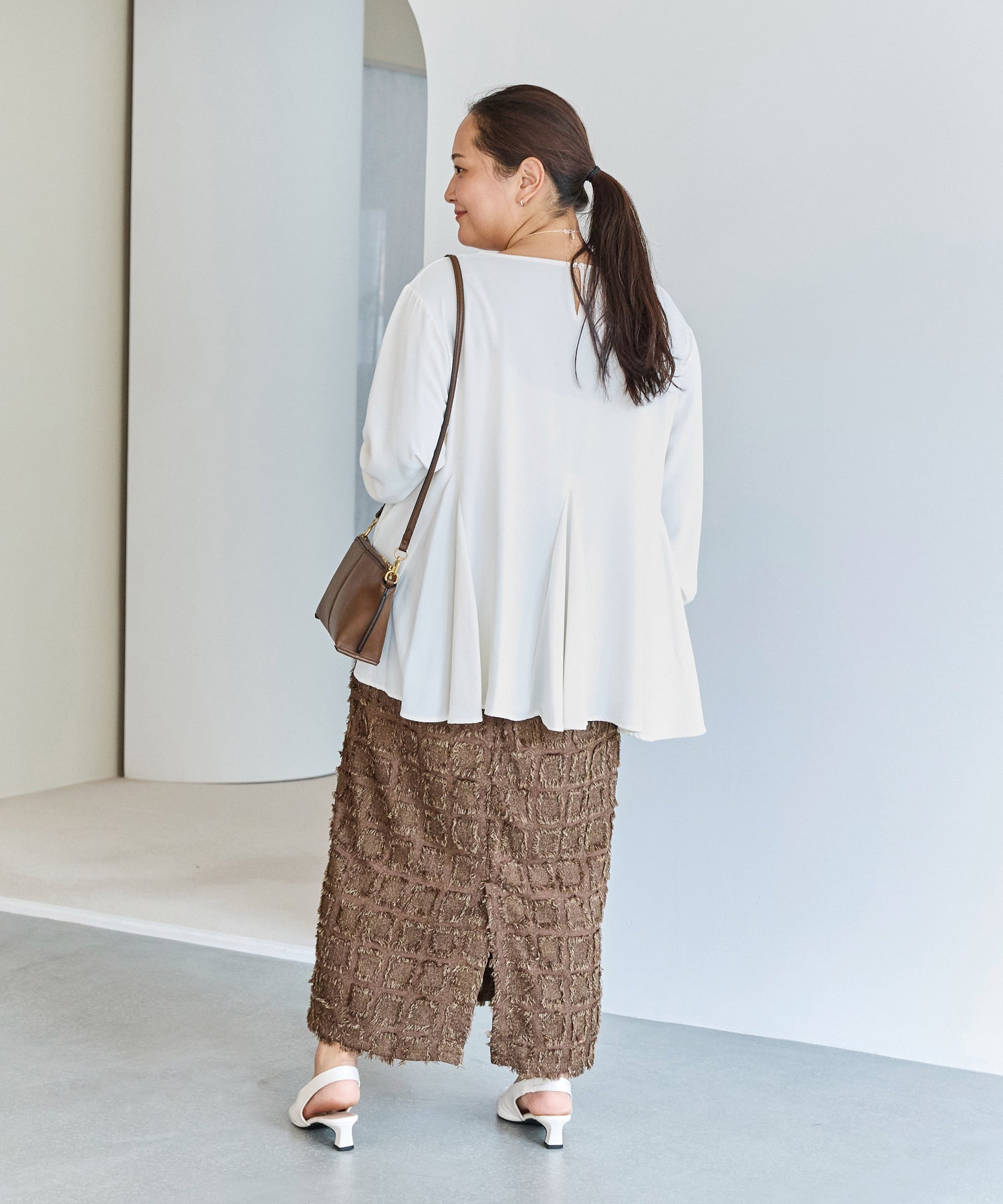 ブラウン model:161cm 着用サイズ:3L
