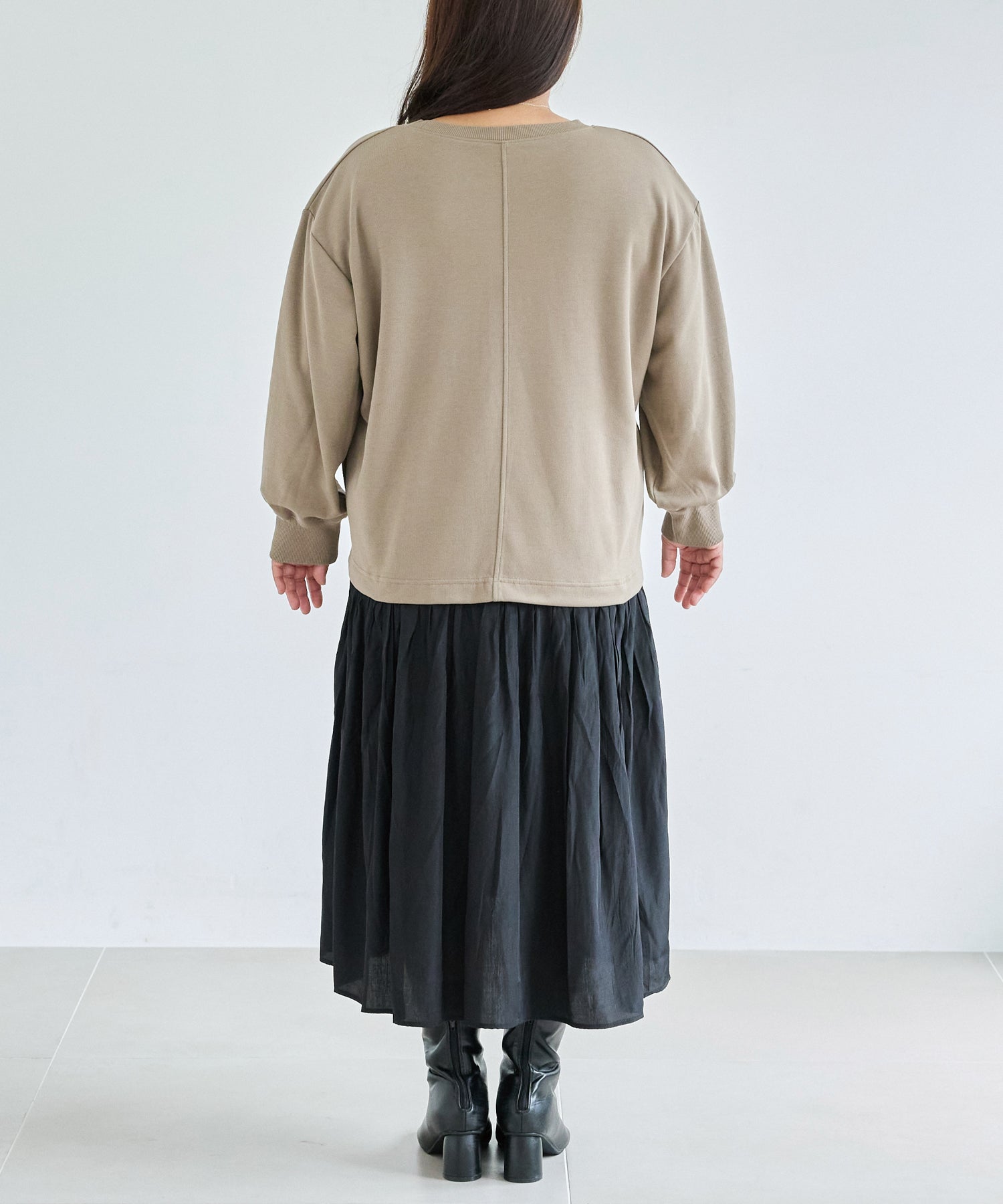 バック model:161cm 着用サイズ:3L