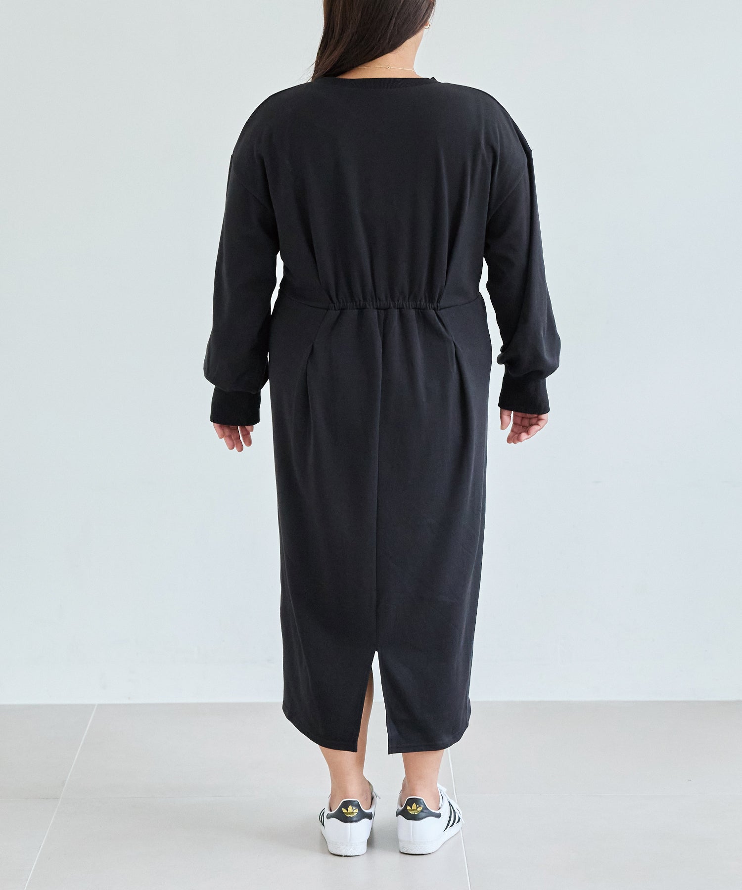 バック model:161cm 着用サイズ:3L