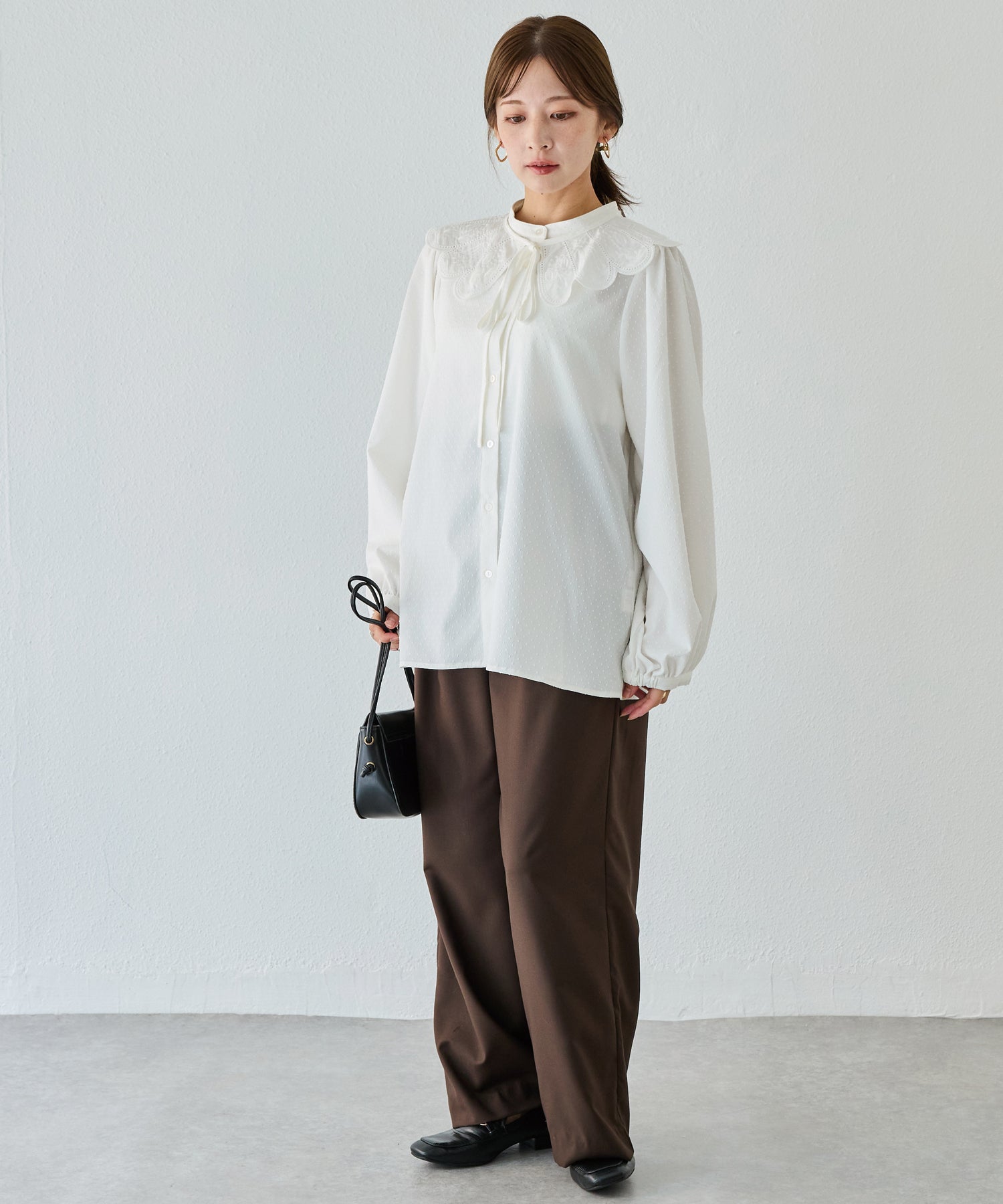 オフホワイト model:156cm 着用サイズ:M