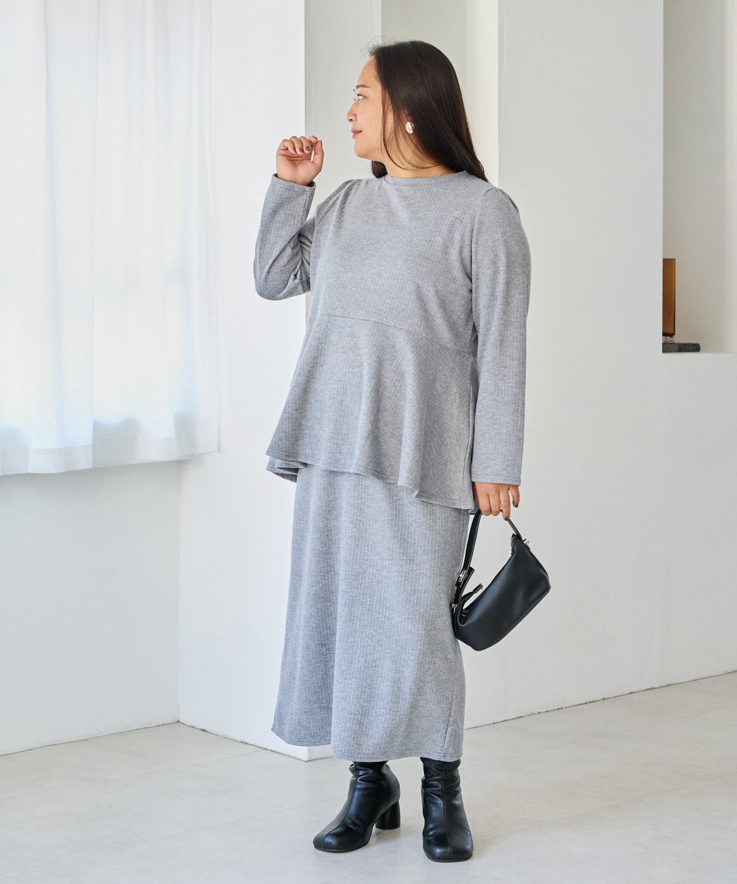 グレー model:161cm 着用サイズ:3L