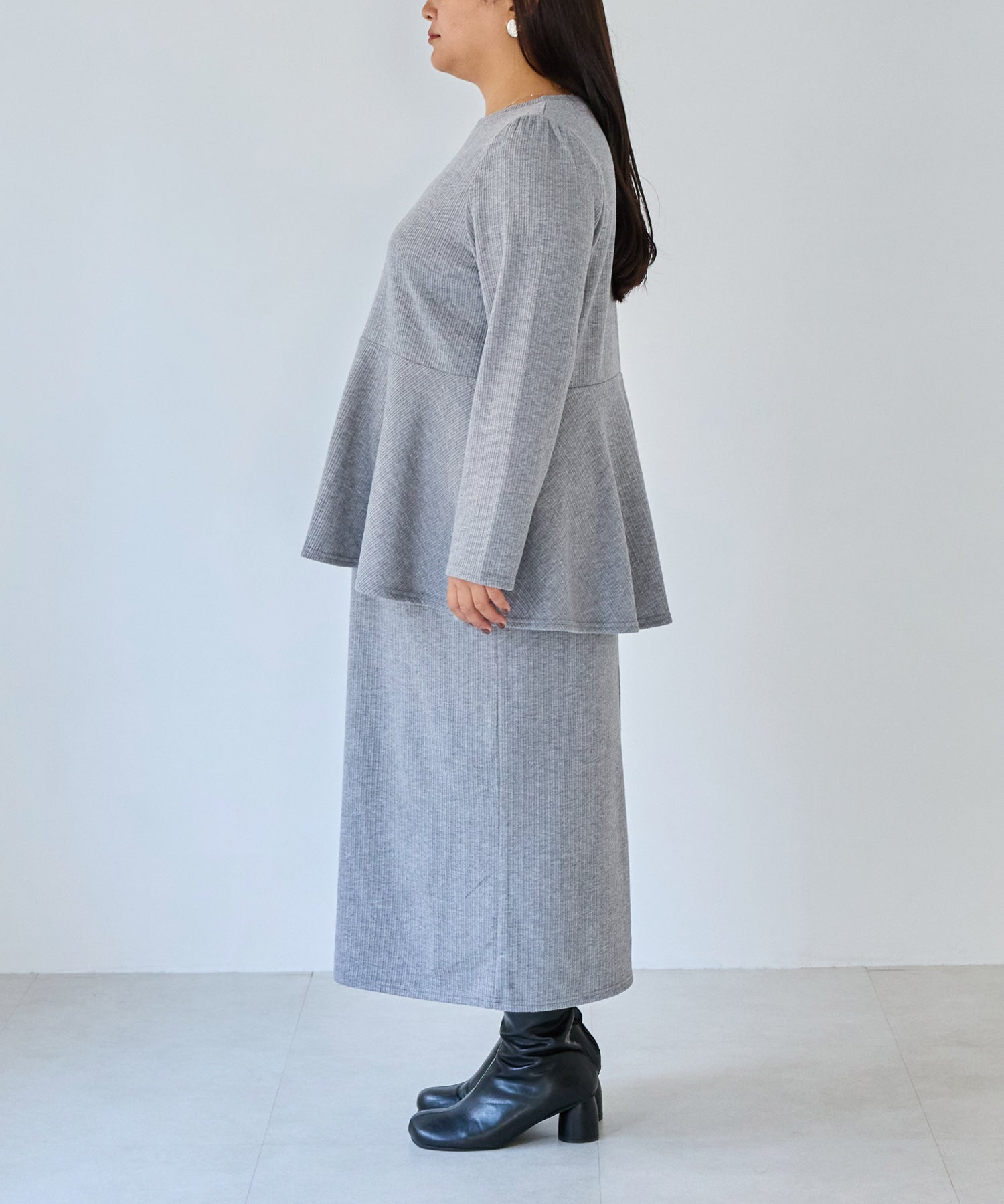 サイド model:161cm 着用サイズ:3L