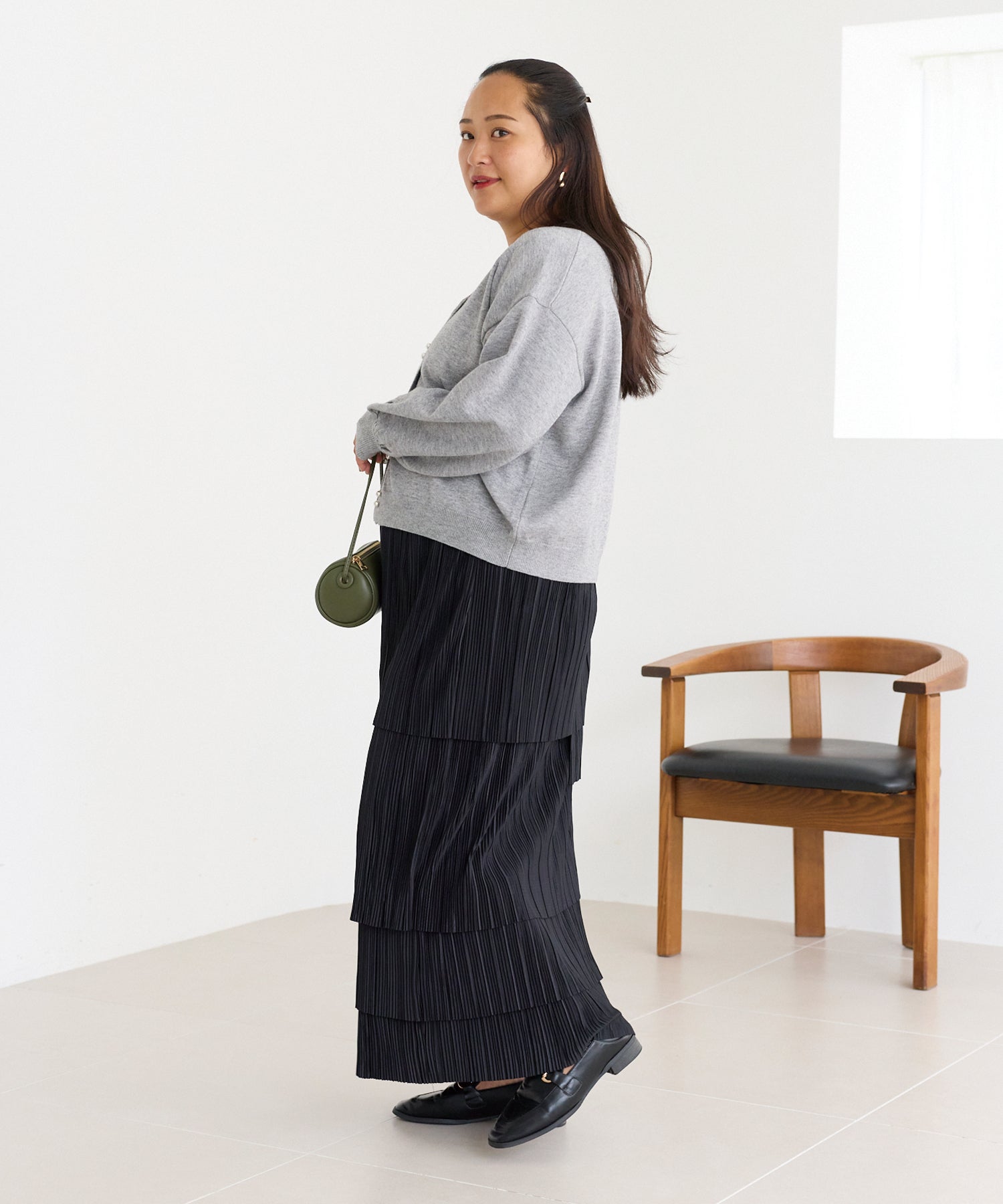 グレー model:161cm 着用サイズ:3L