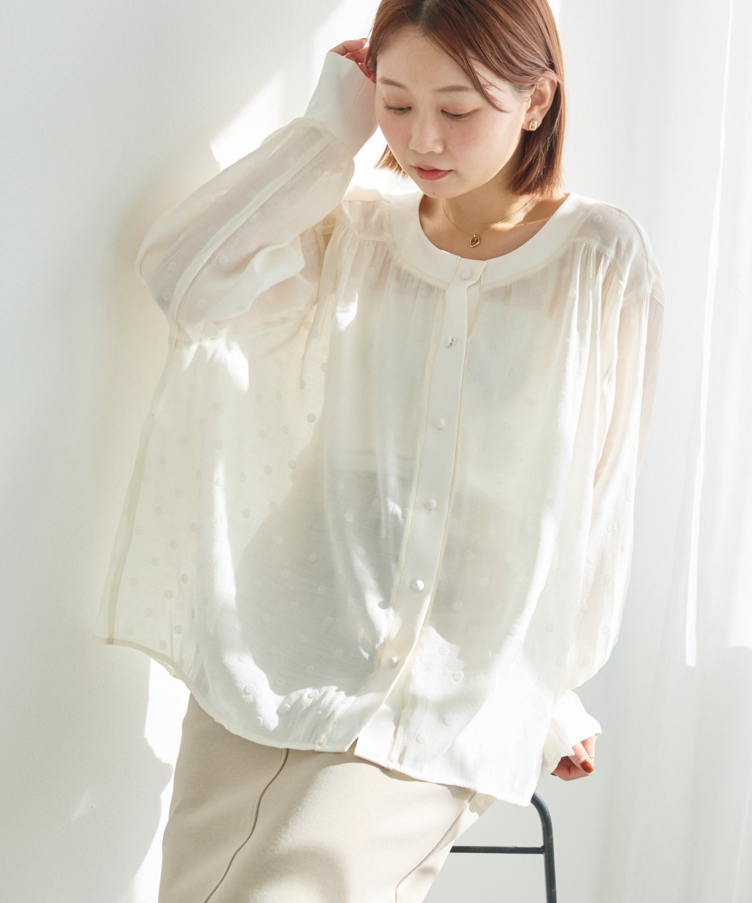 オフホワイト model:156cm 着用サイズ:M