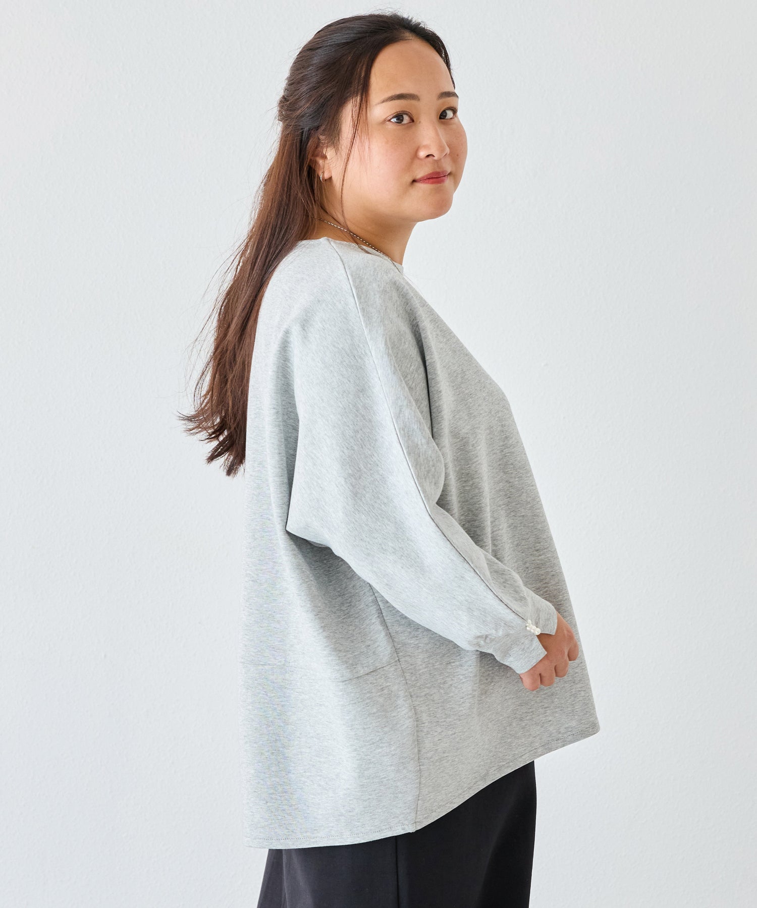 グレー model:161cm 着用サイズ:3L