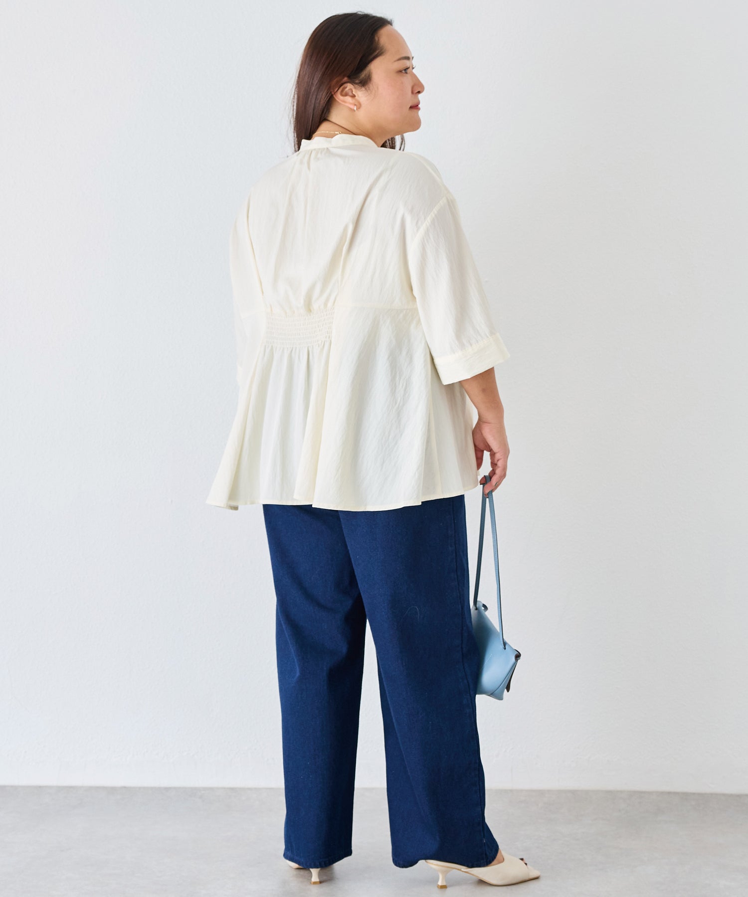 オフホワイト model:161cm 着用サイズ:3L