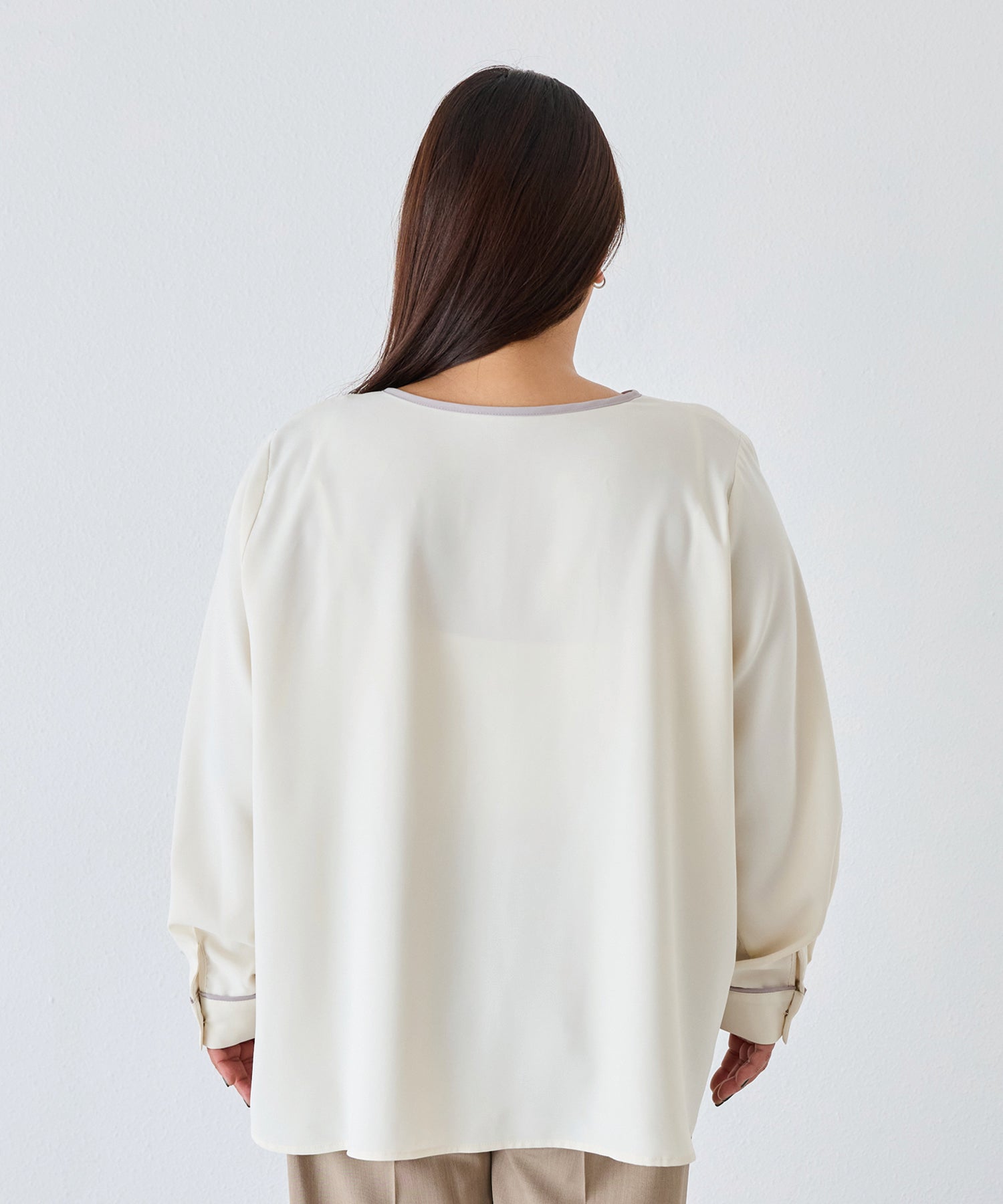 バック model:161cm 着用サイズ:3L