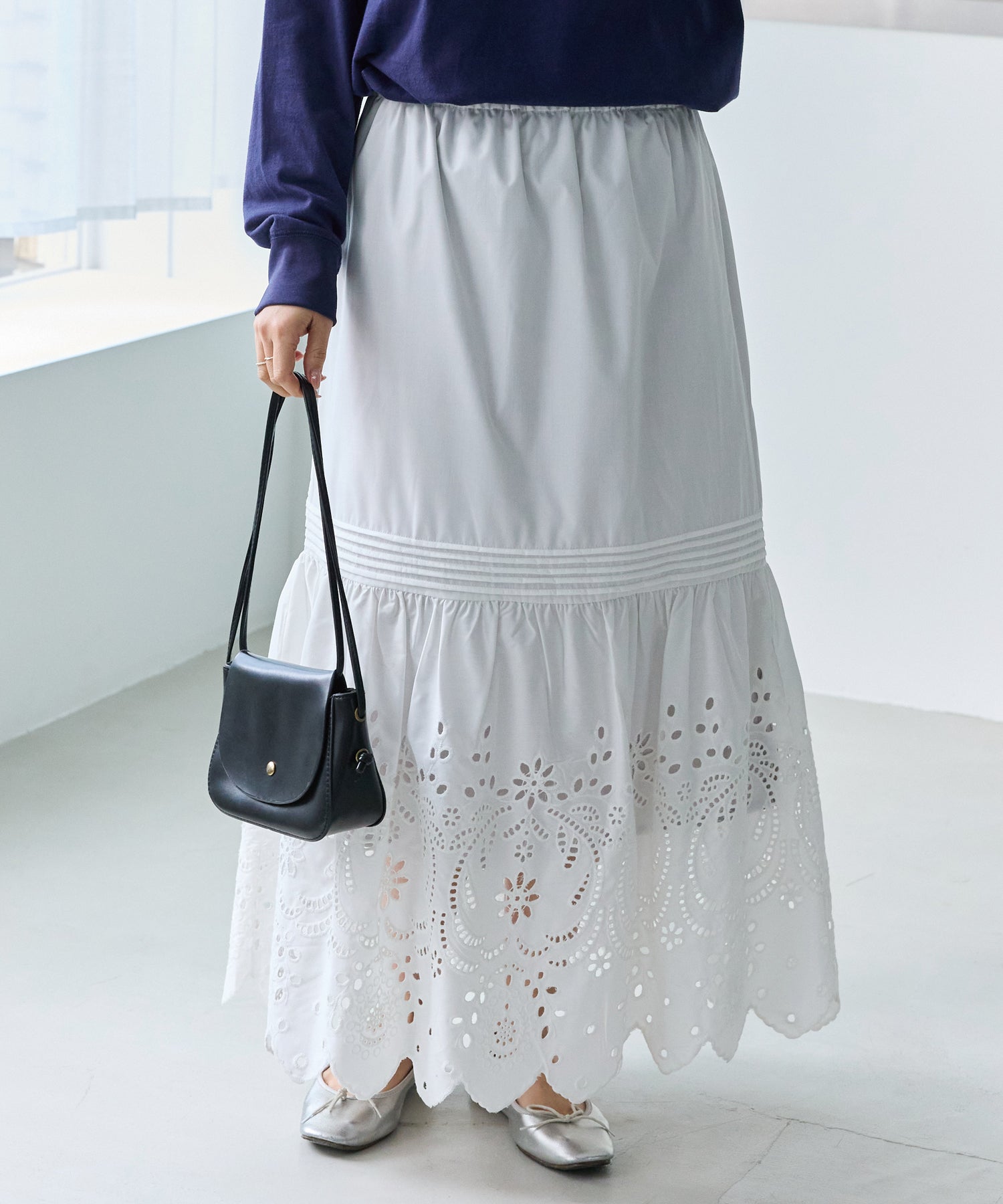 オフホワイト model:156cm 着用サイズ:M