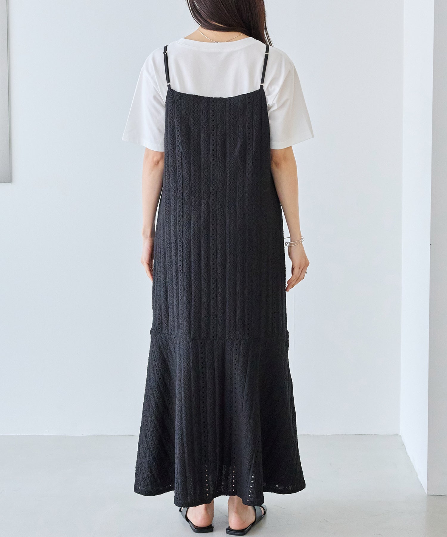 バック model:163cm 着用サイズ:M